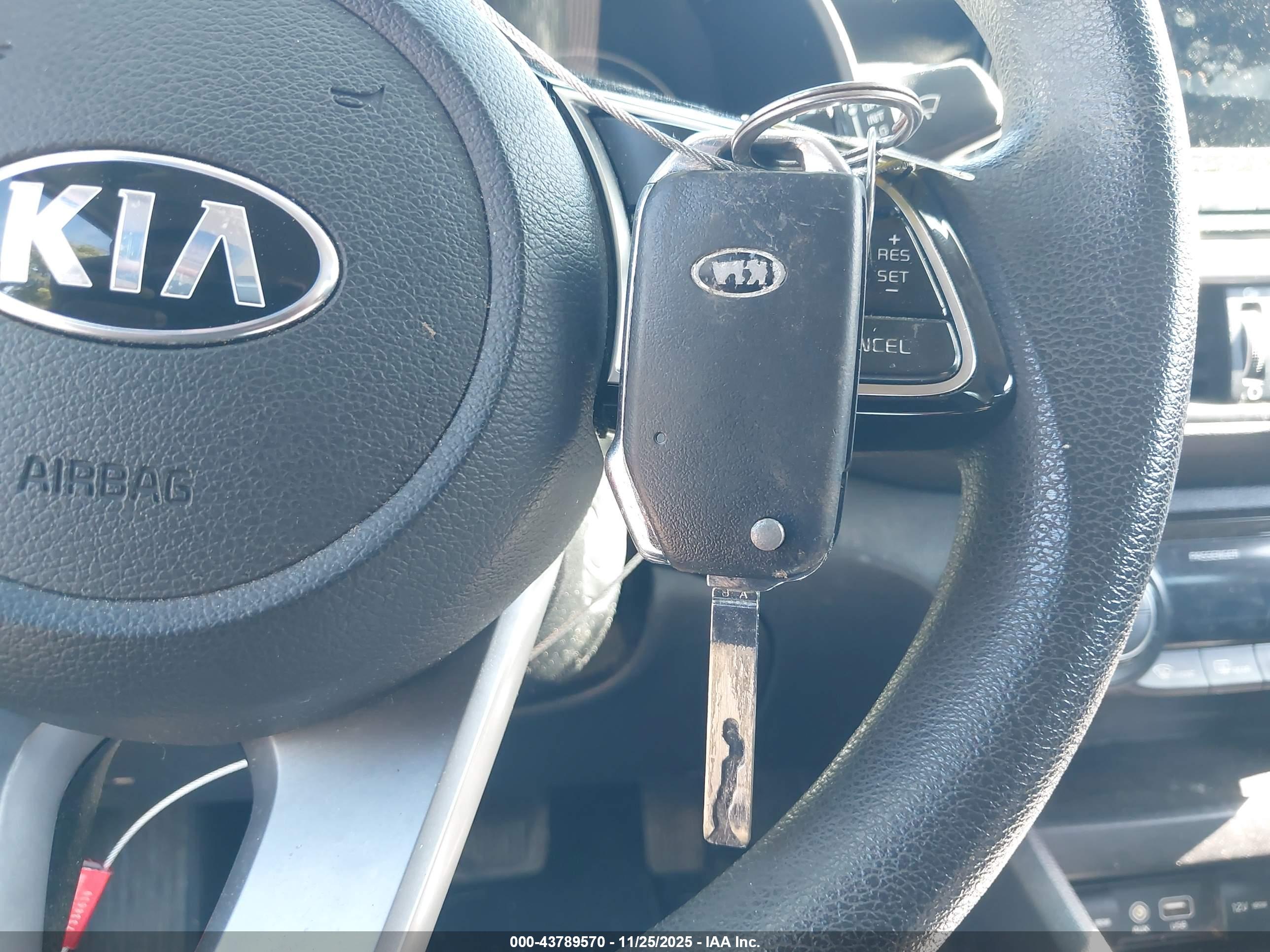 KIA FORTE image 11