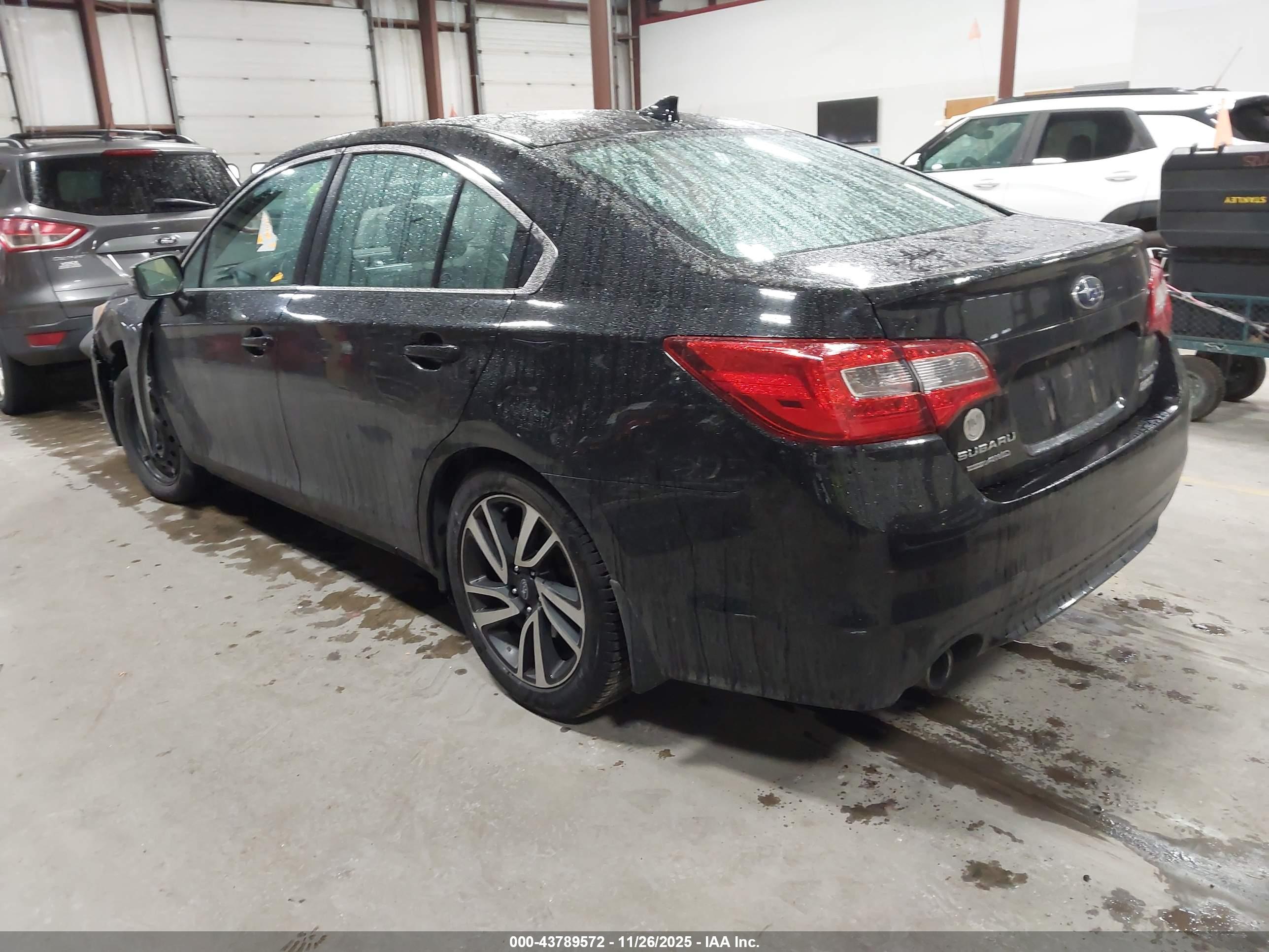 SUBARU LEGACY image 3