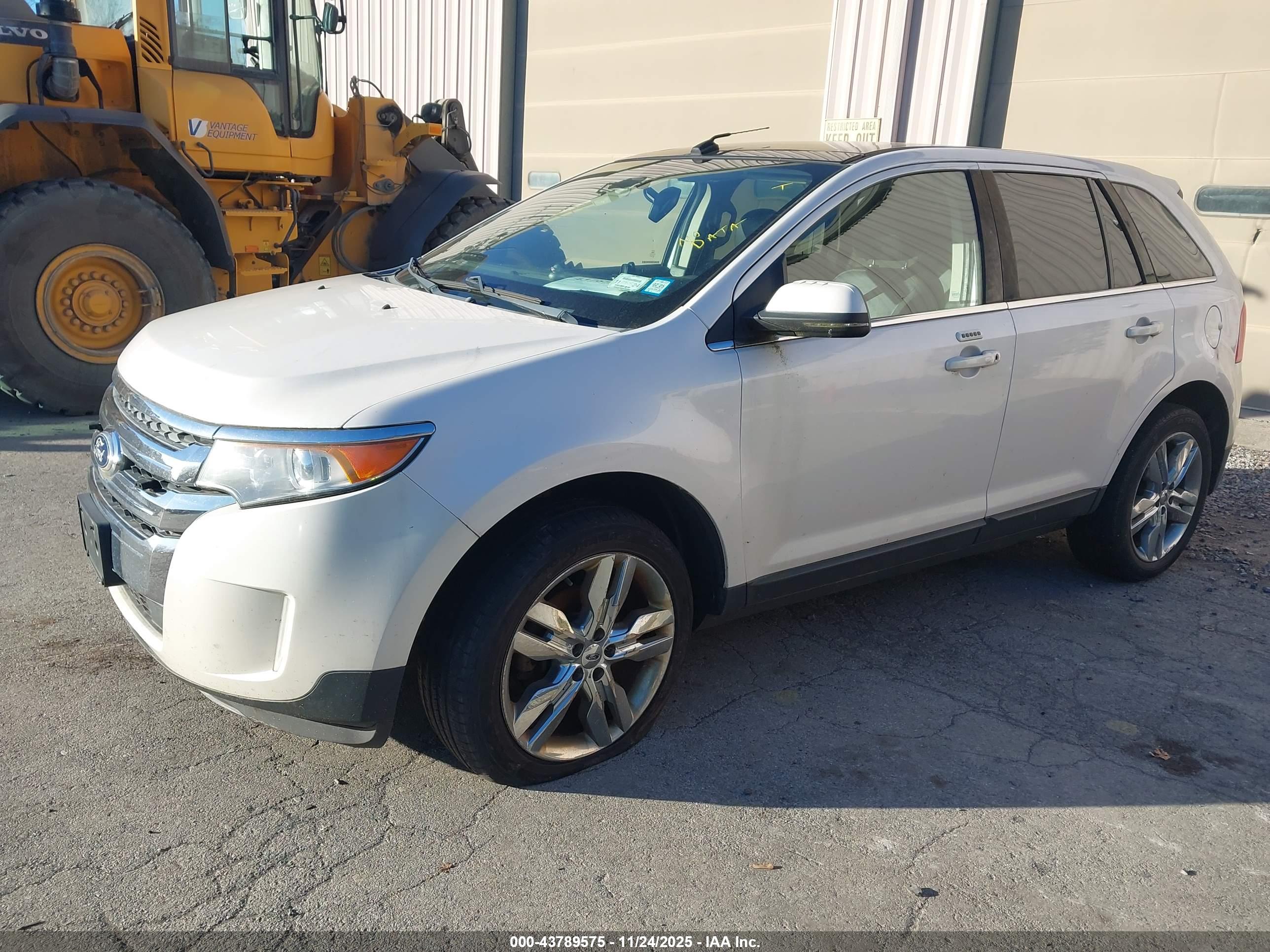FORD EDGE image 2