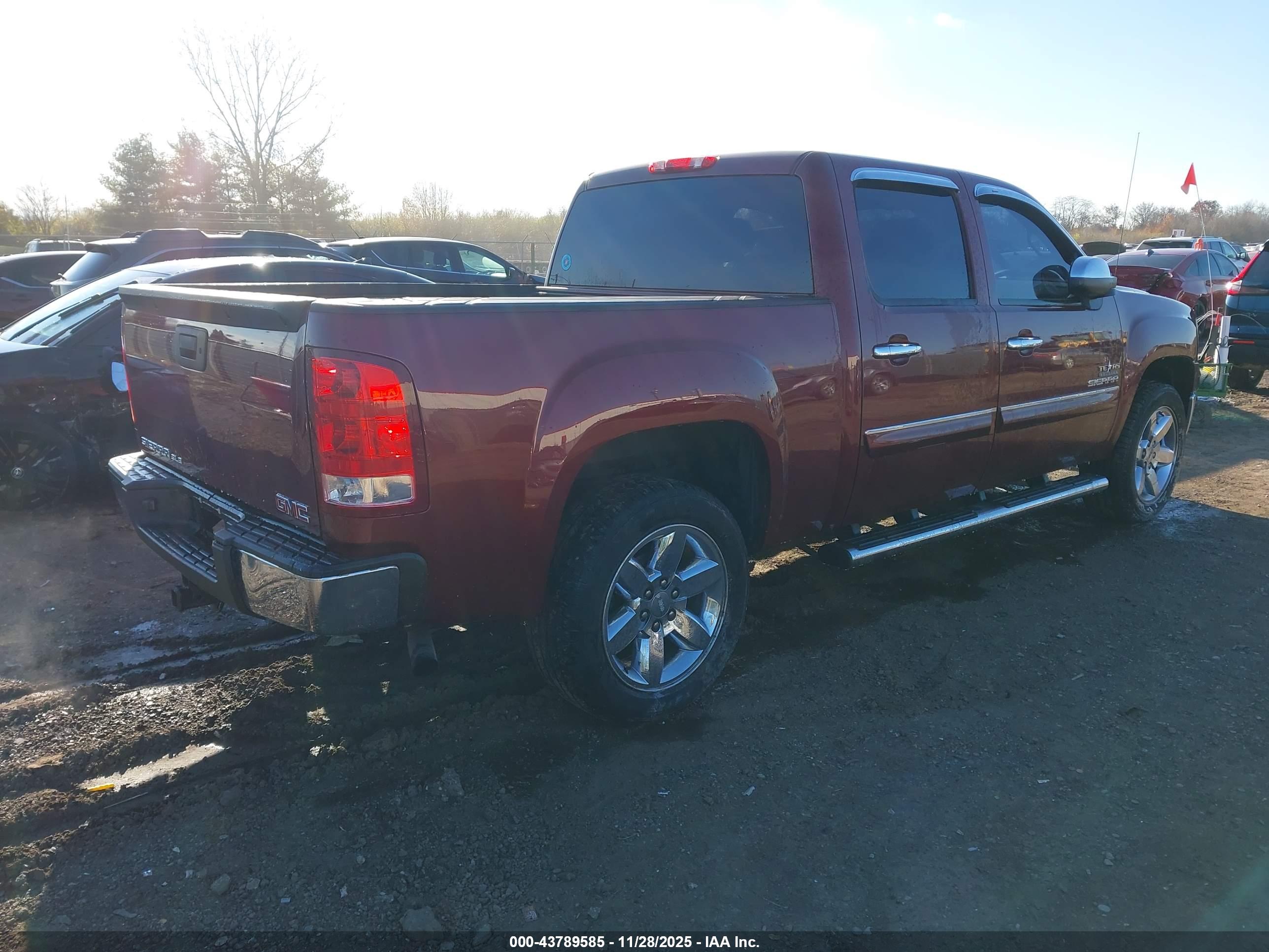 GMC SIERRA image 4