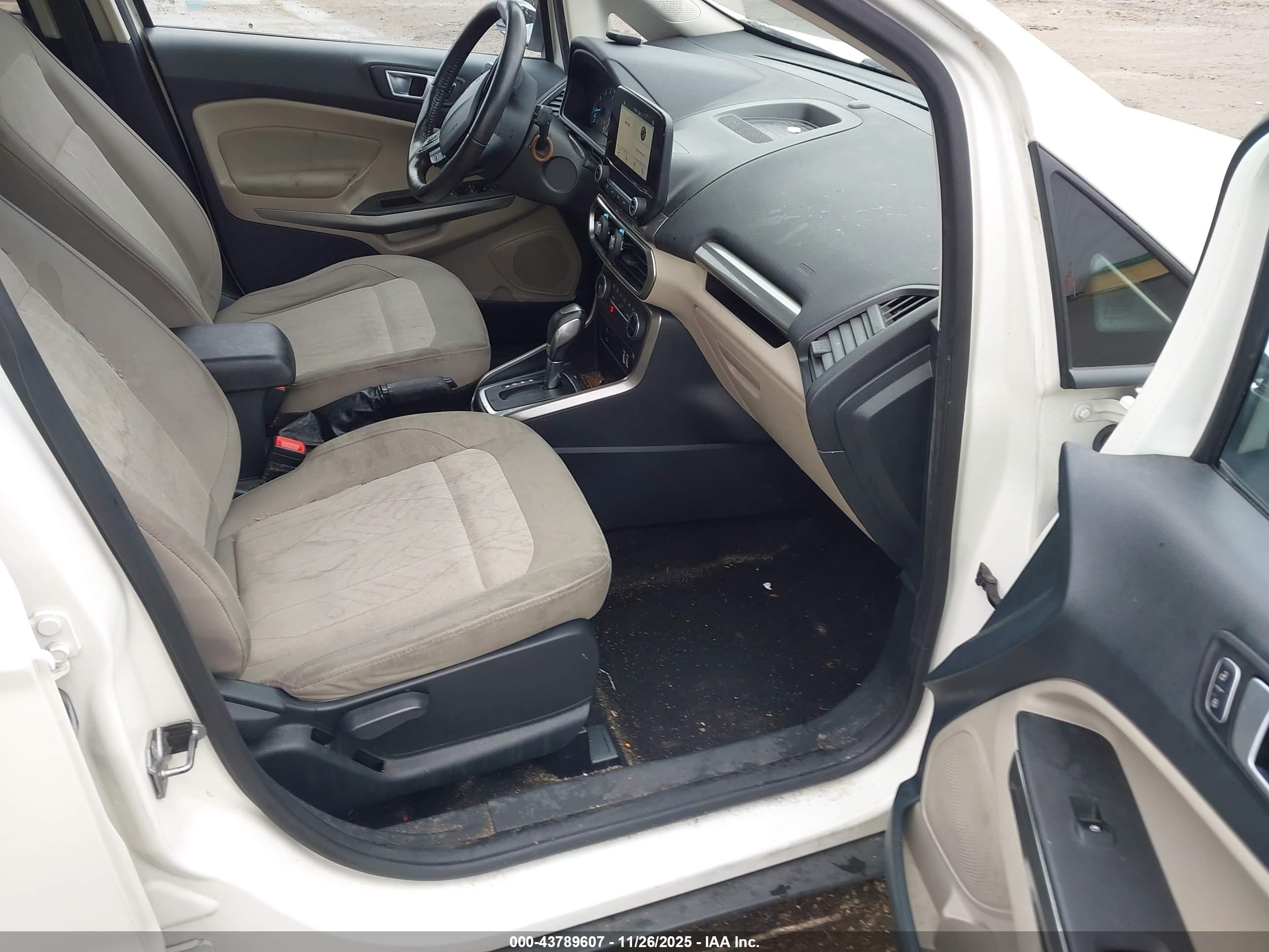 FORD ECOSPORT image 5