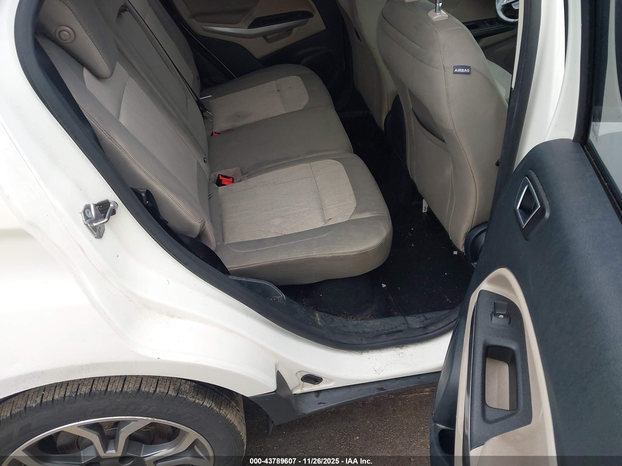 FORD ECOSPORT image 8