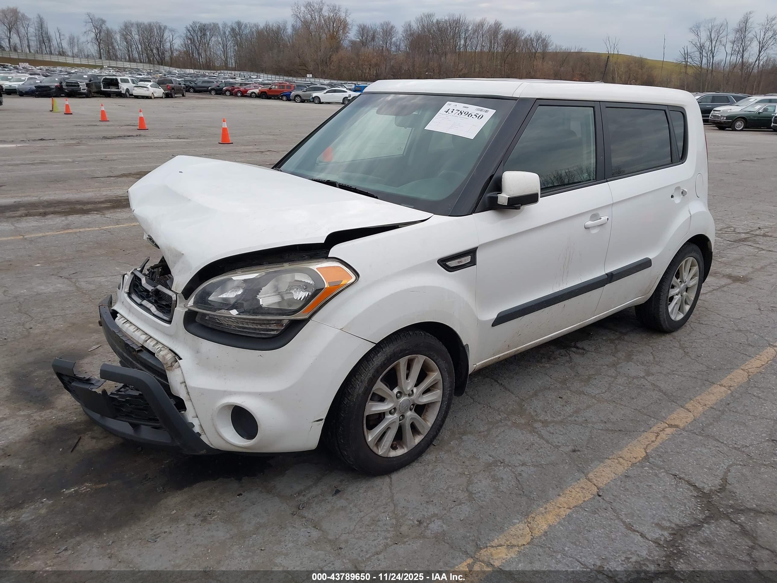 KIA SOUL image 2
