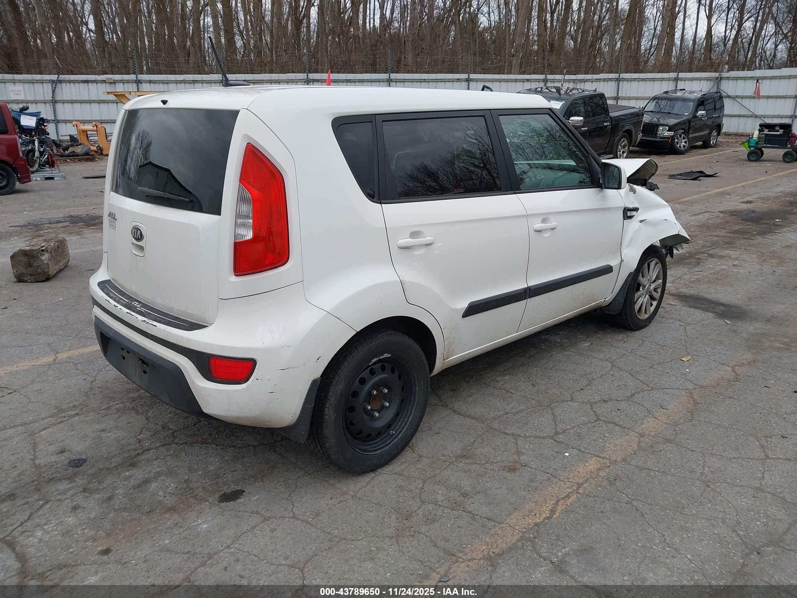 KIA SOUL image 4