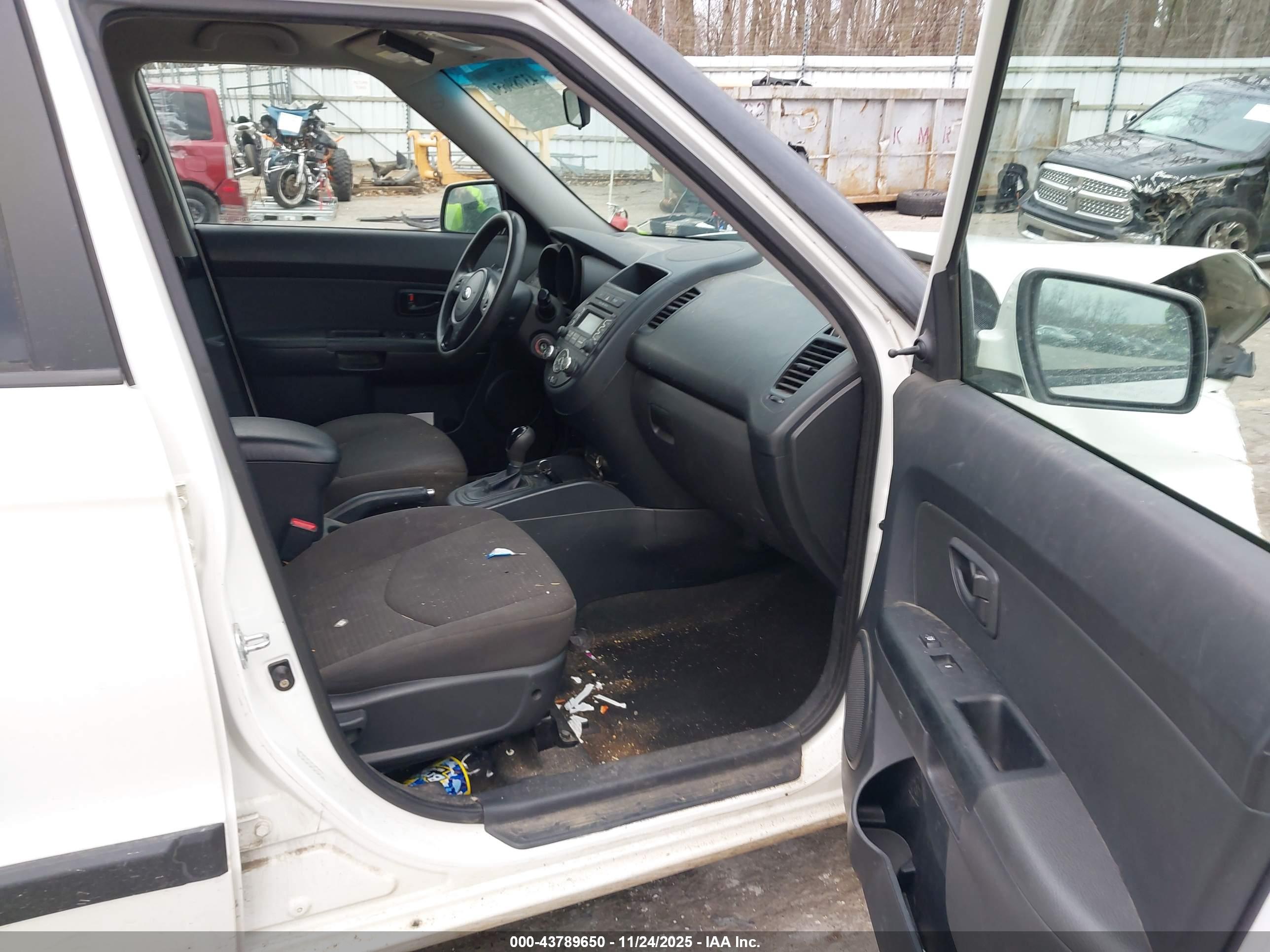 KIA SOUL image 5