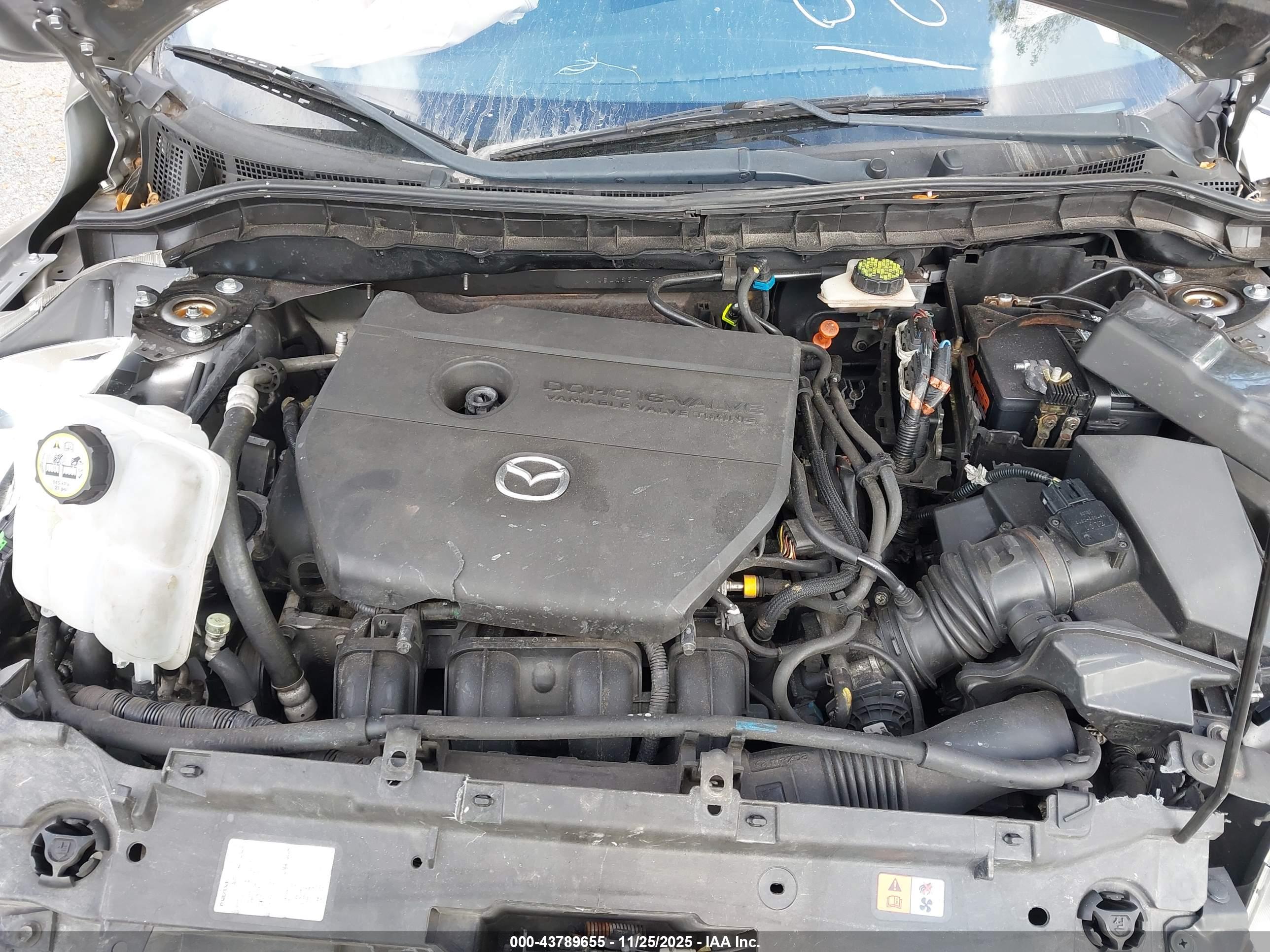 MAZDA MAZDA3 image 10