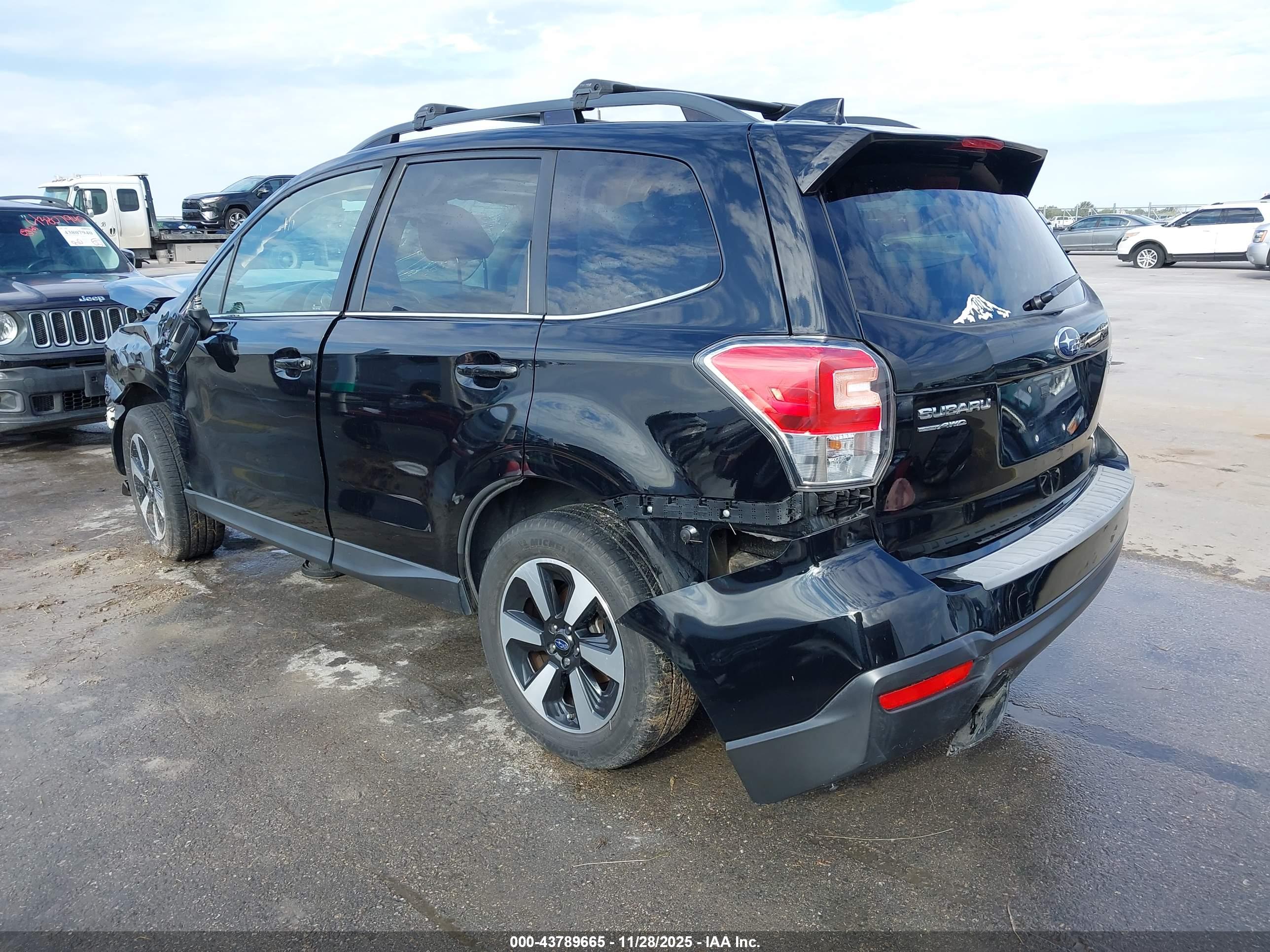 SUBARU FORESTER image 3