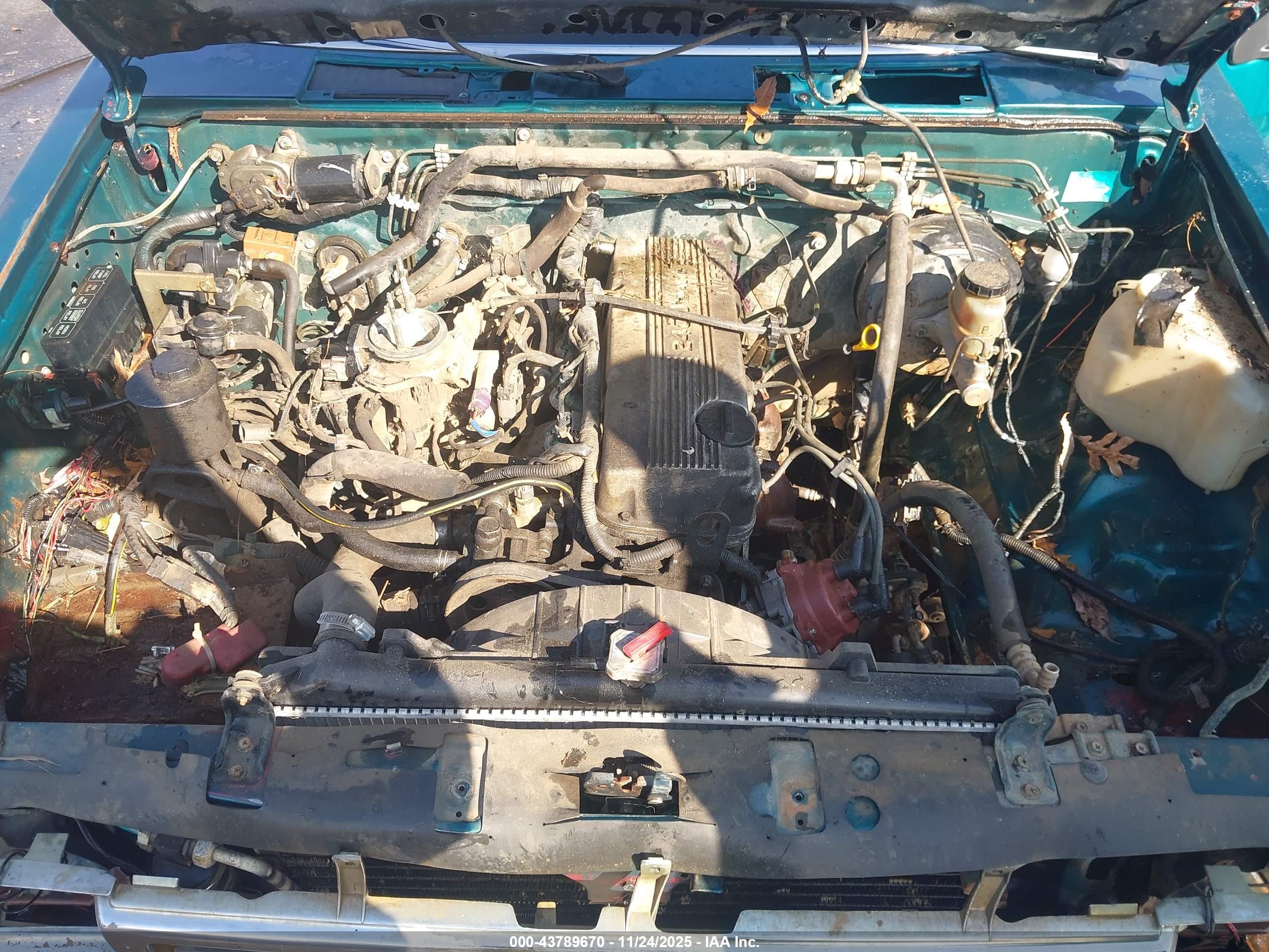 NISSAN 4X2 image 10