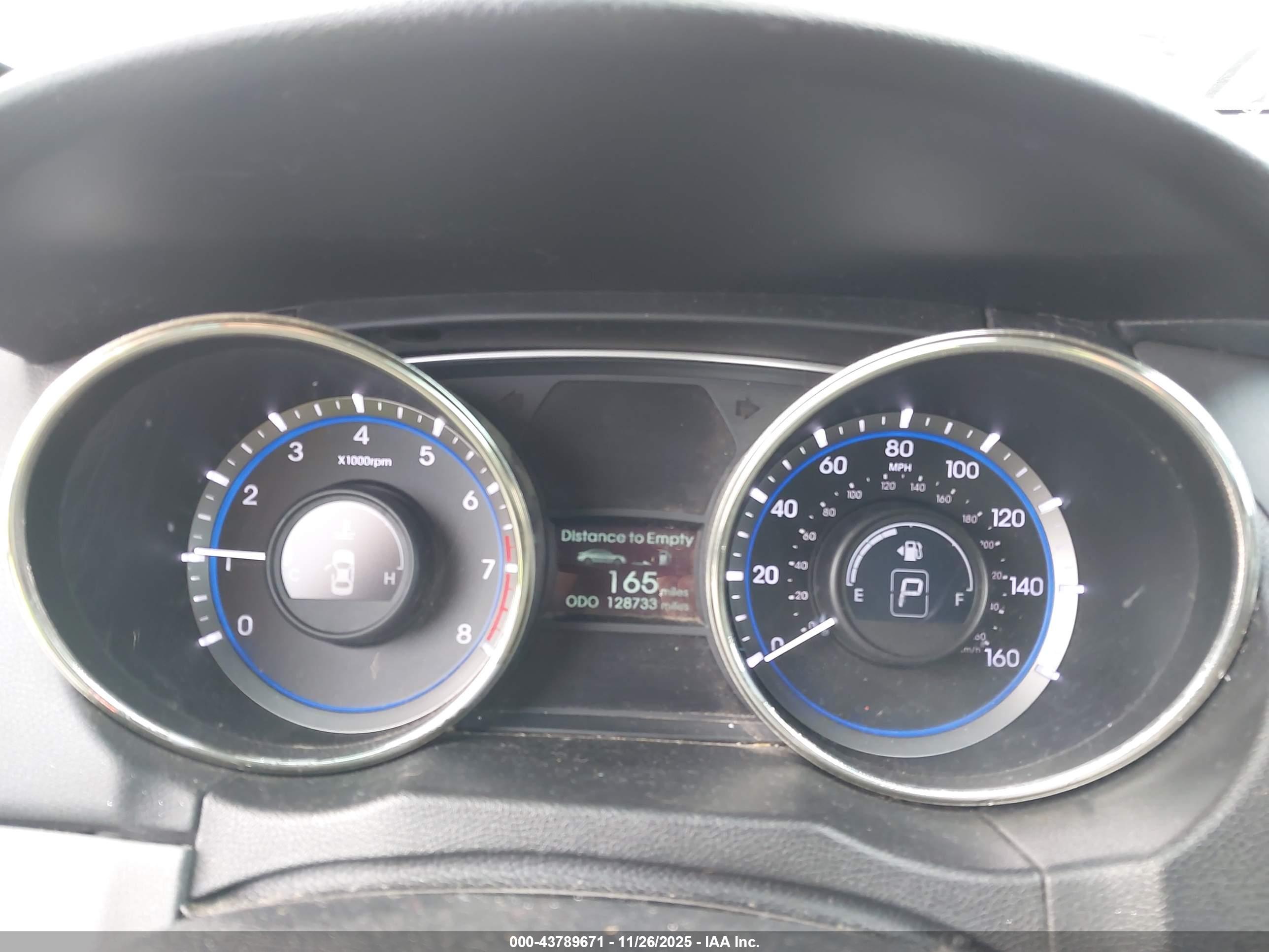 HYUNDAI SONATA image 7