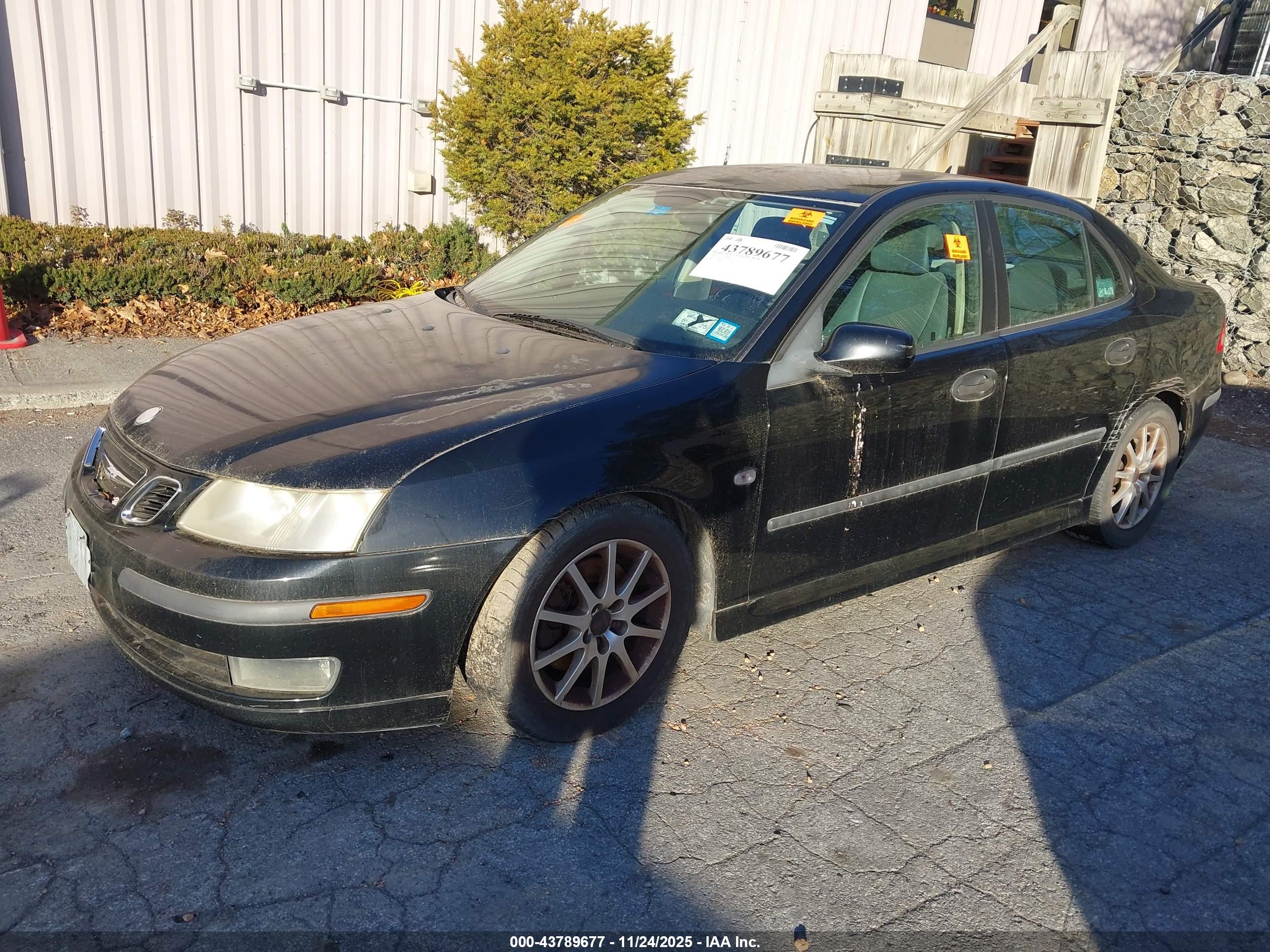SAAB 9-3 image 2