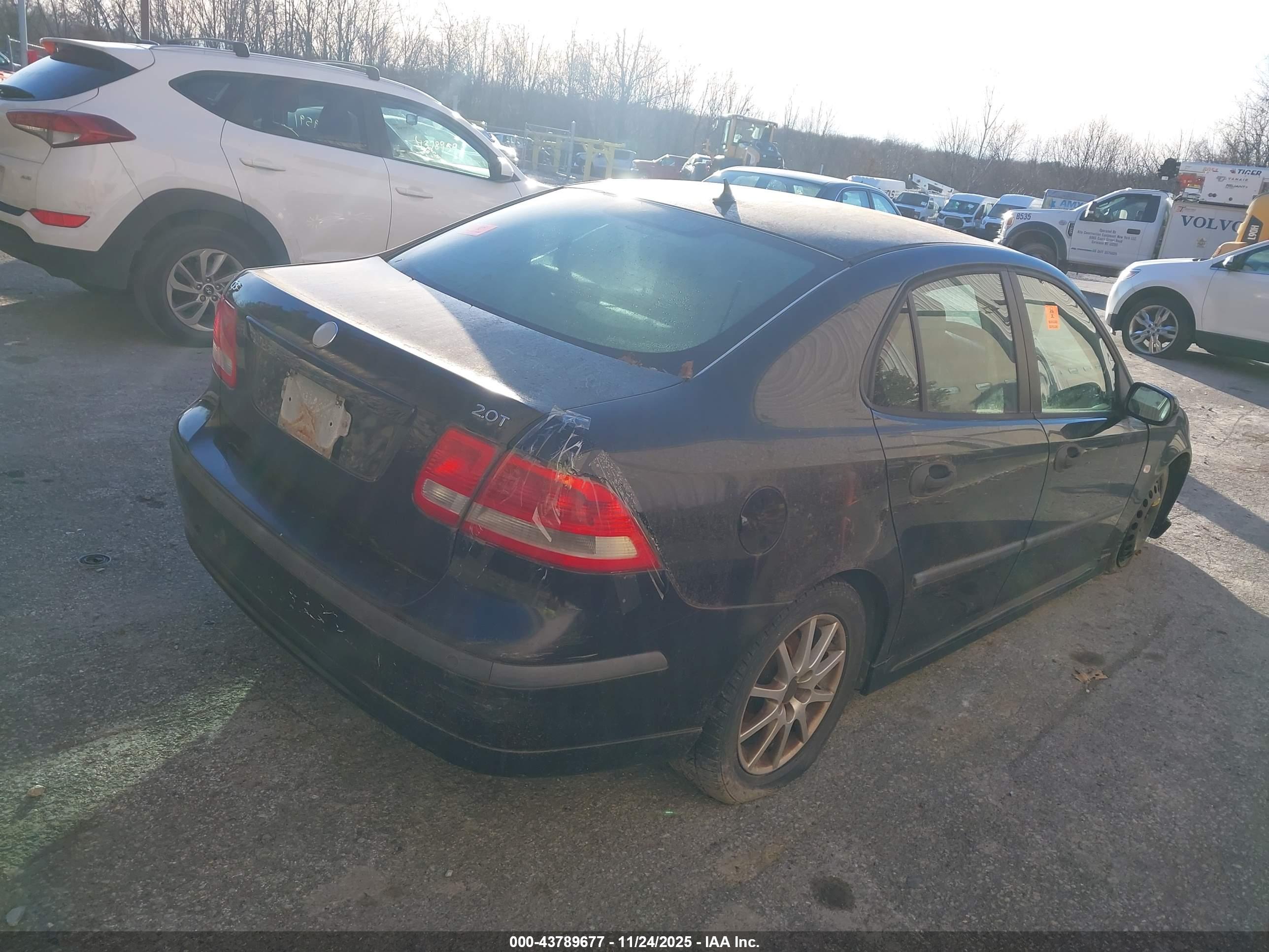 SAAB 9-3 image 4