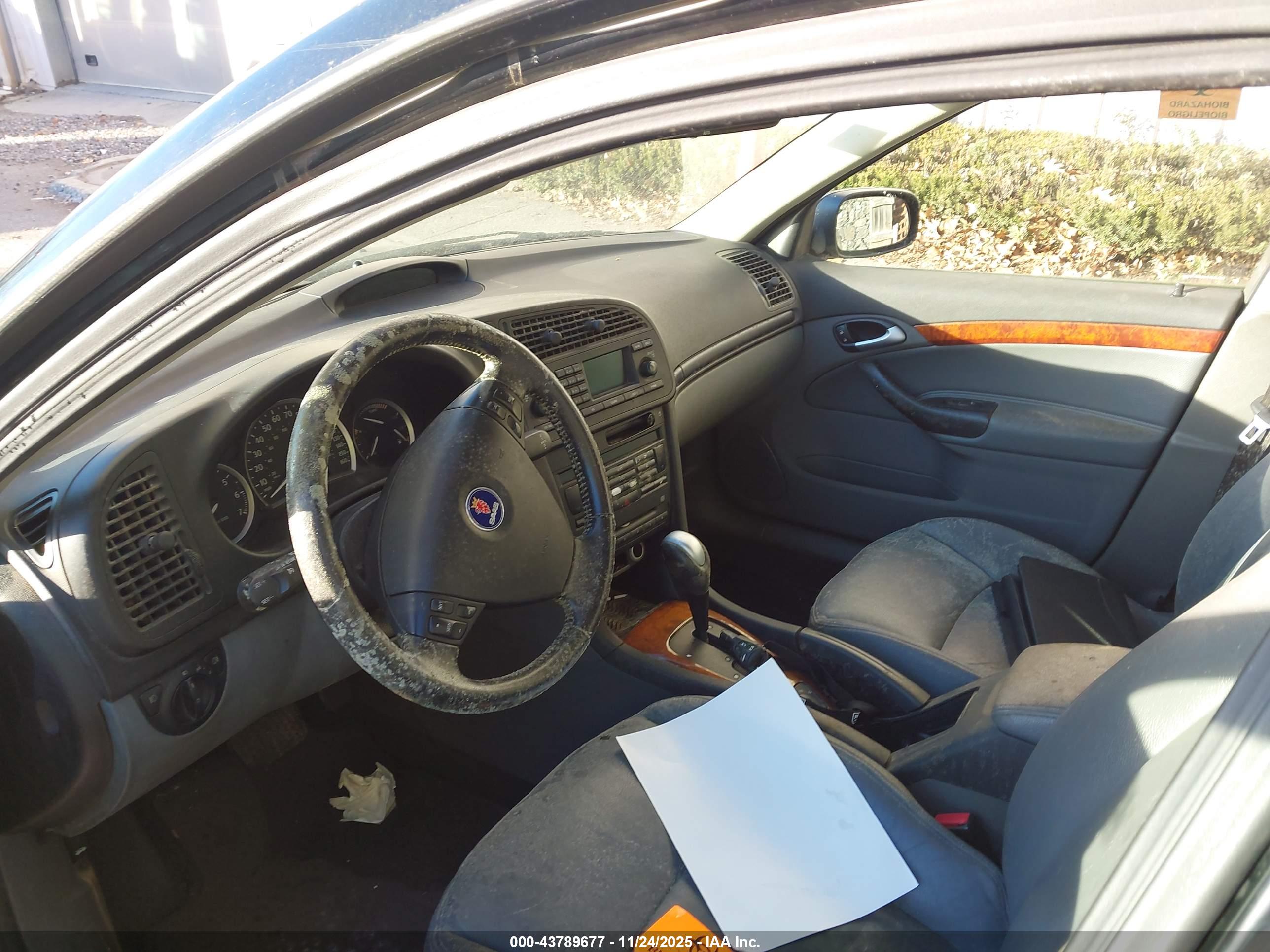 SAAB 9-3 image 5