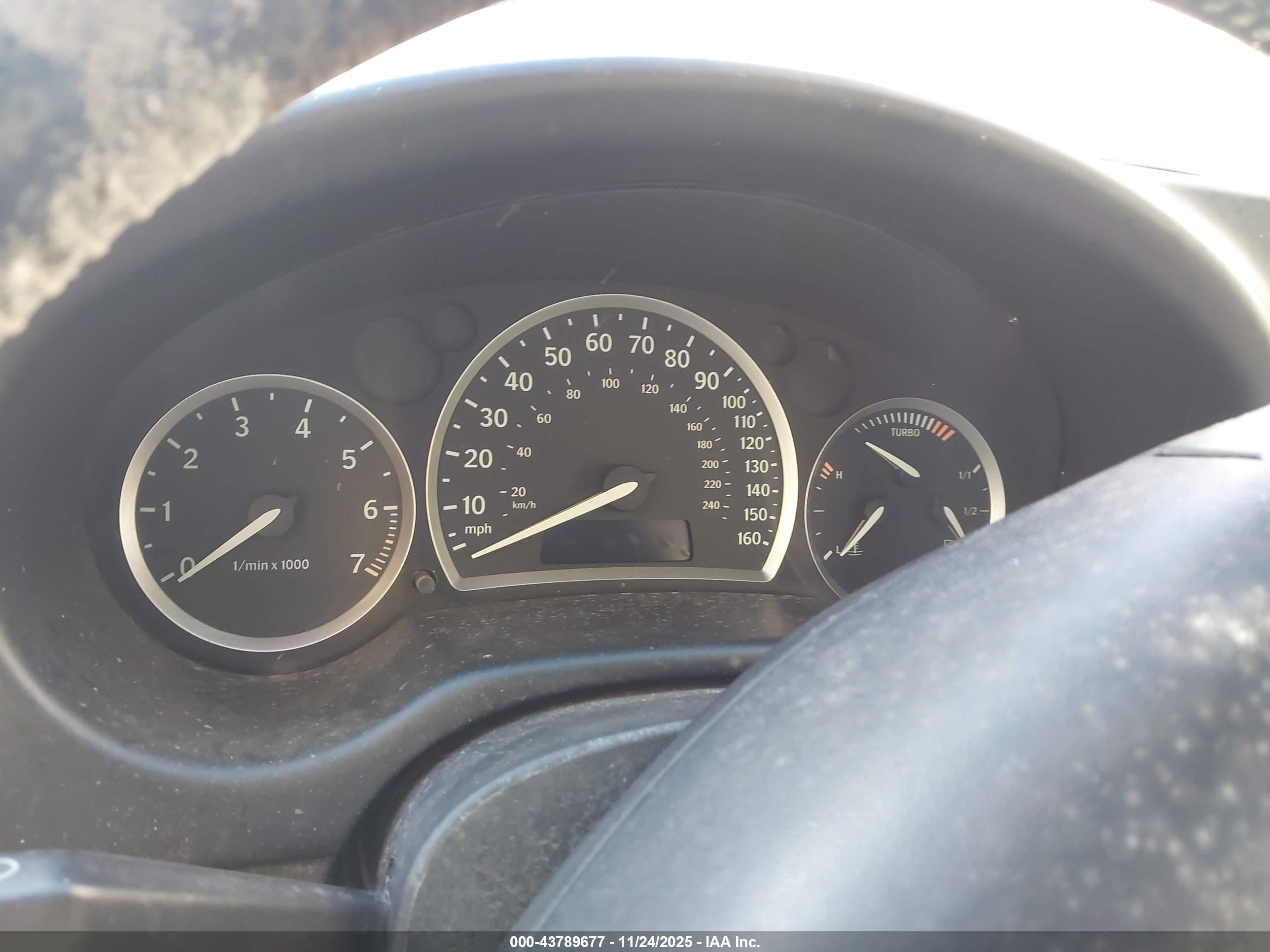 SAAB 9-3 image 7