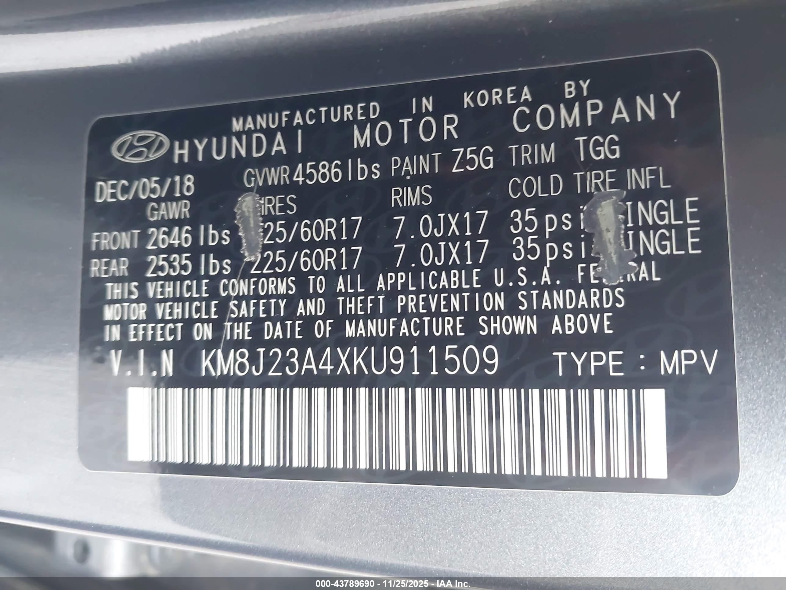 HYUNDAI TUCSON image 9