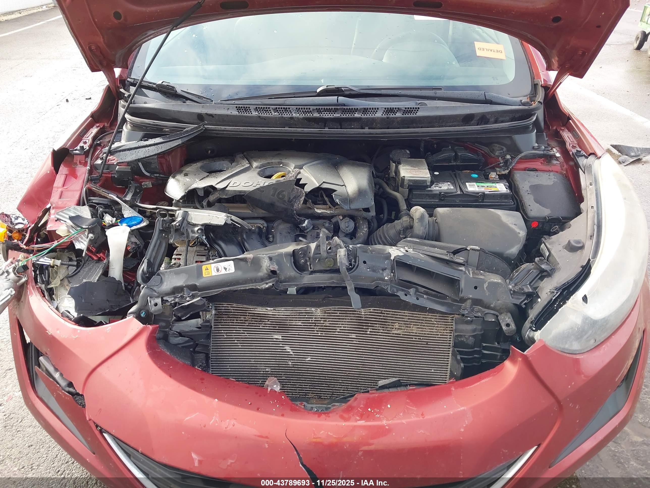 HYUNDAI ELANTRA image 10