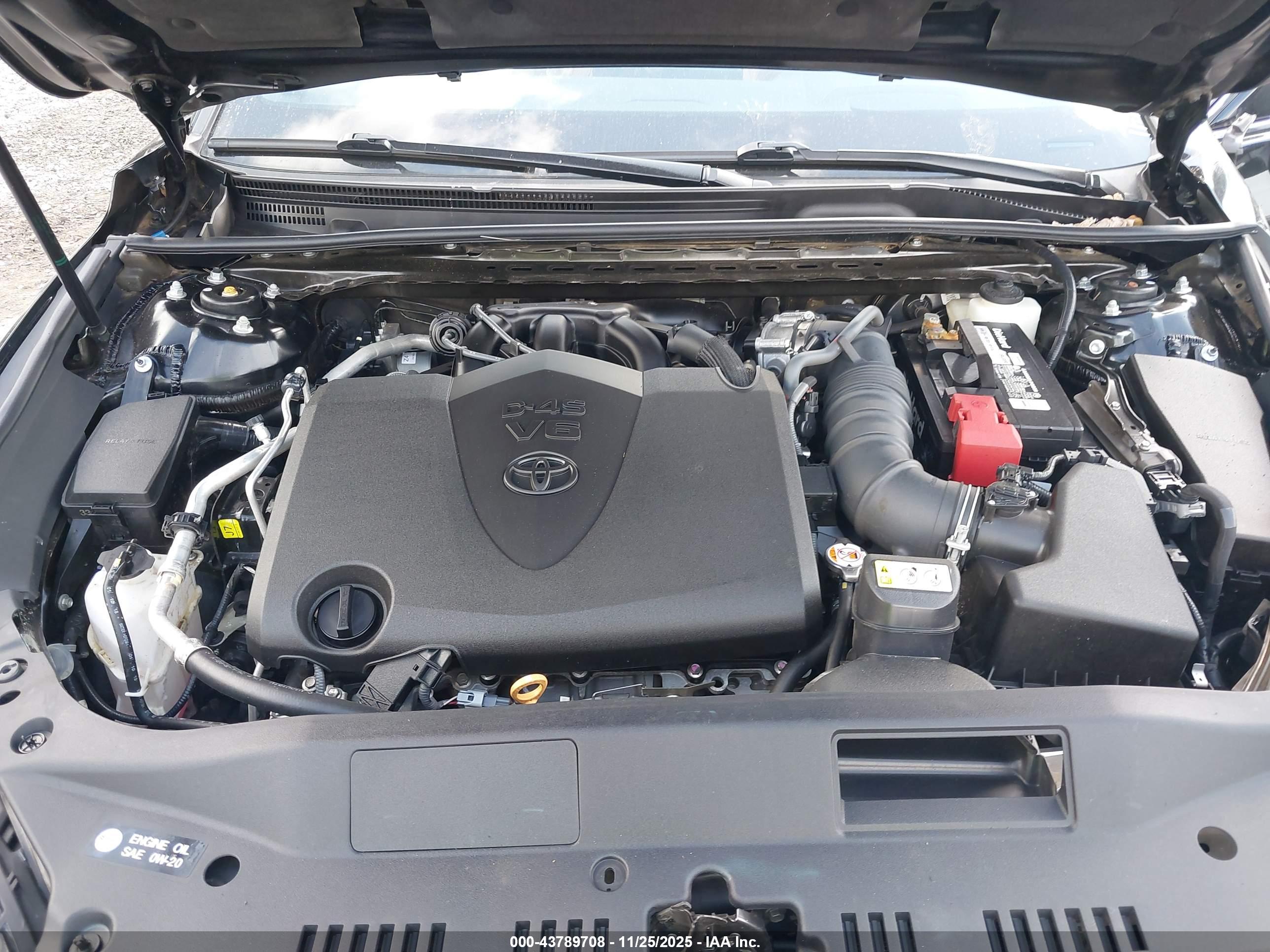 TOYOTA AVALON image 10