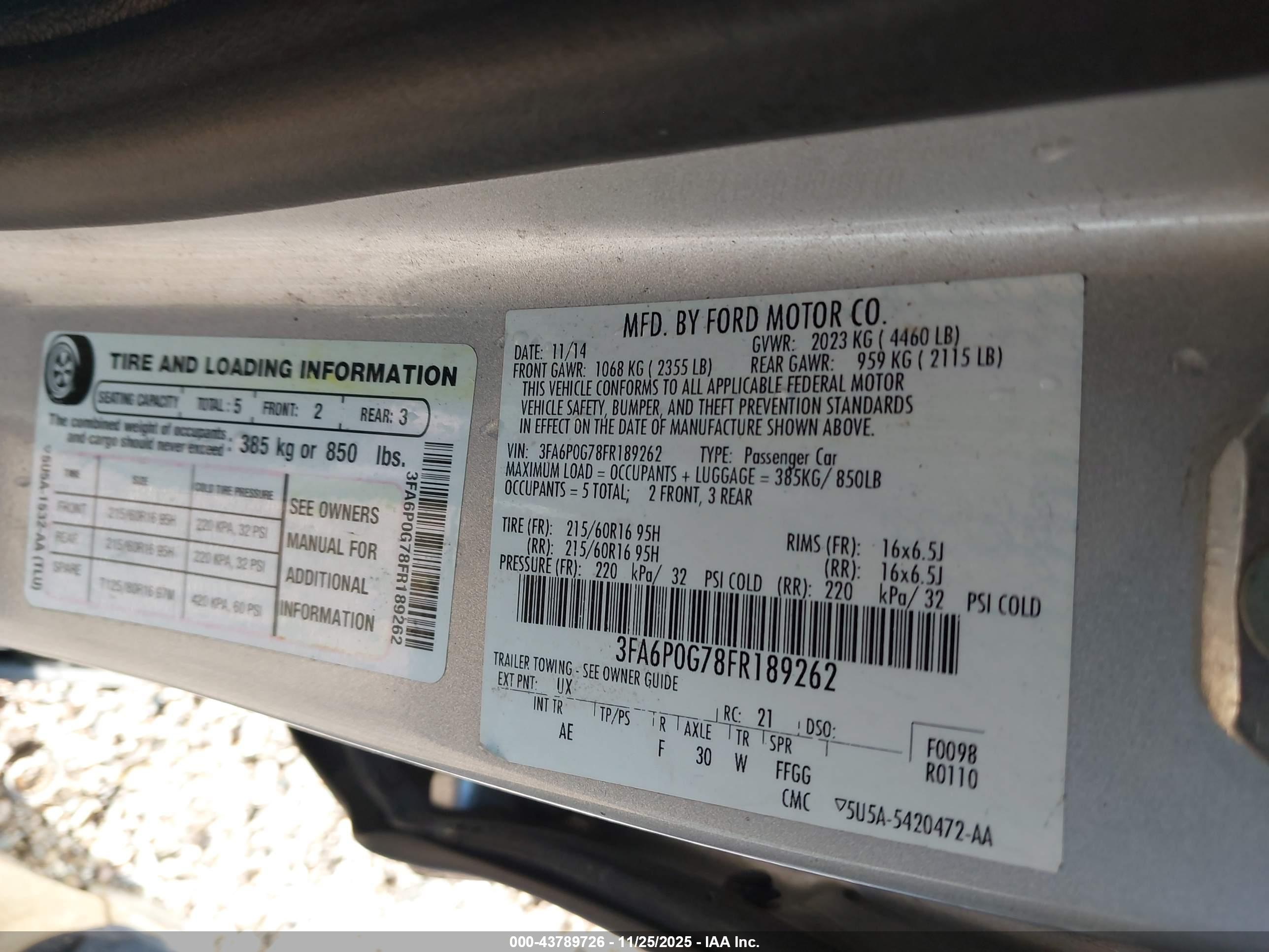 FORD FUSION image 9