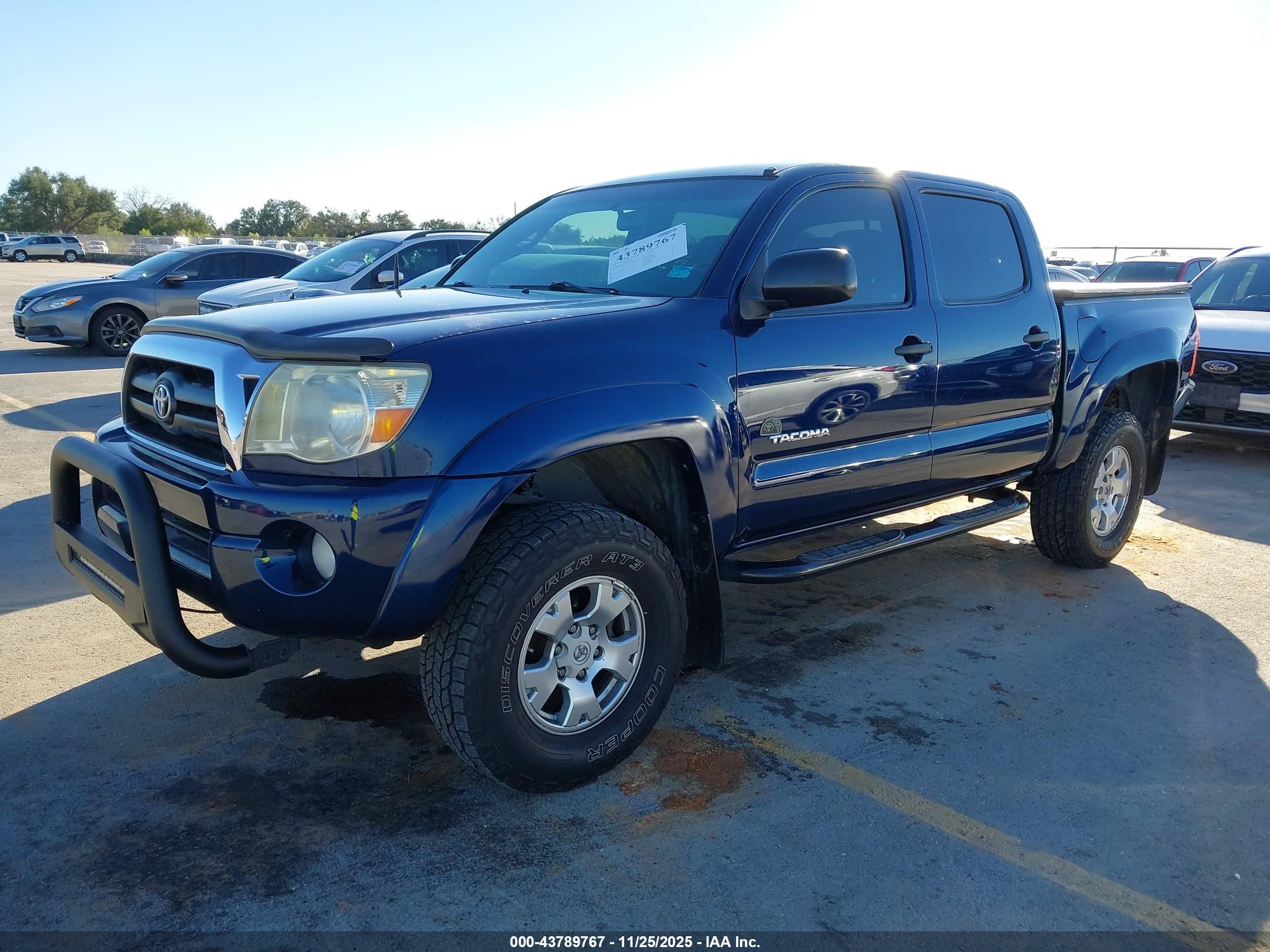 TOYOTA TACOMA image 2