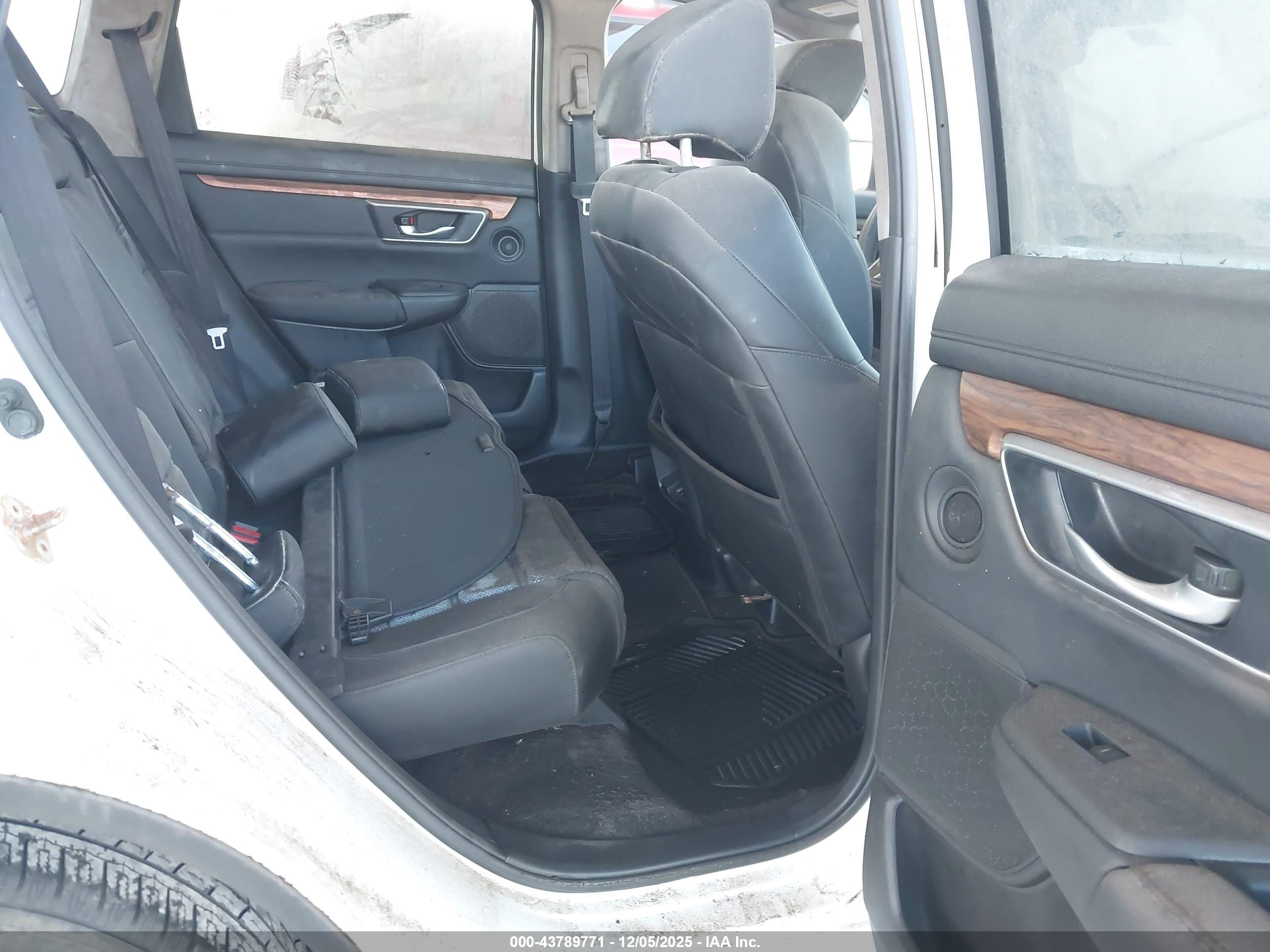 HONDA CR-V image 8