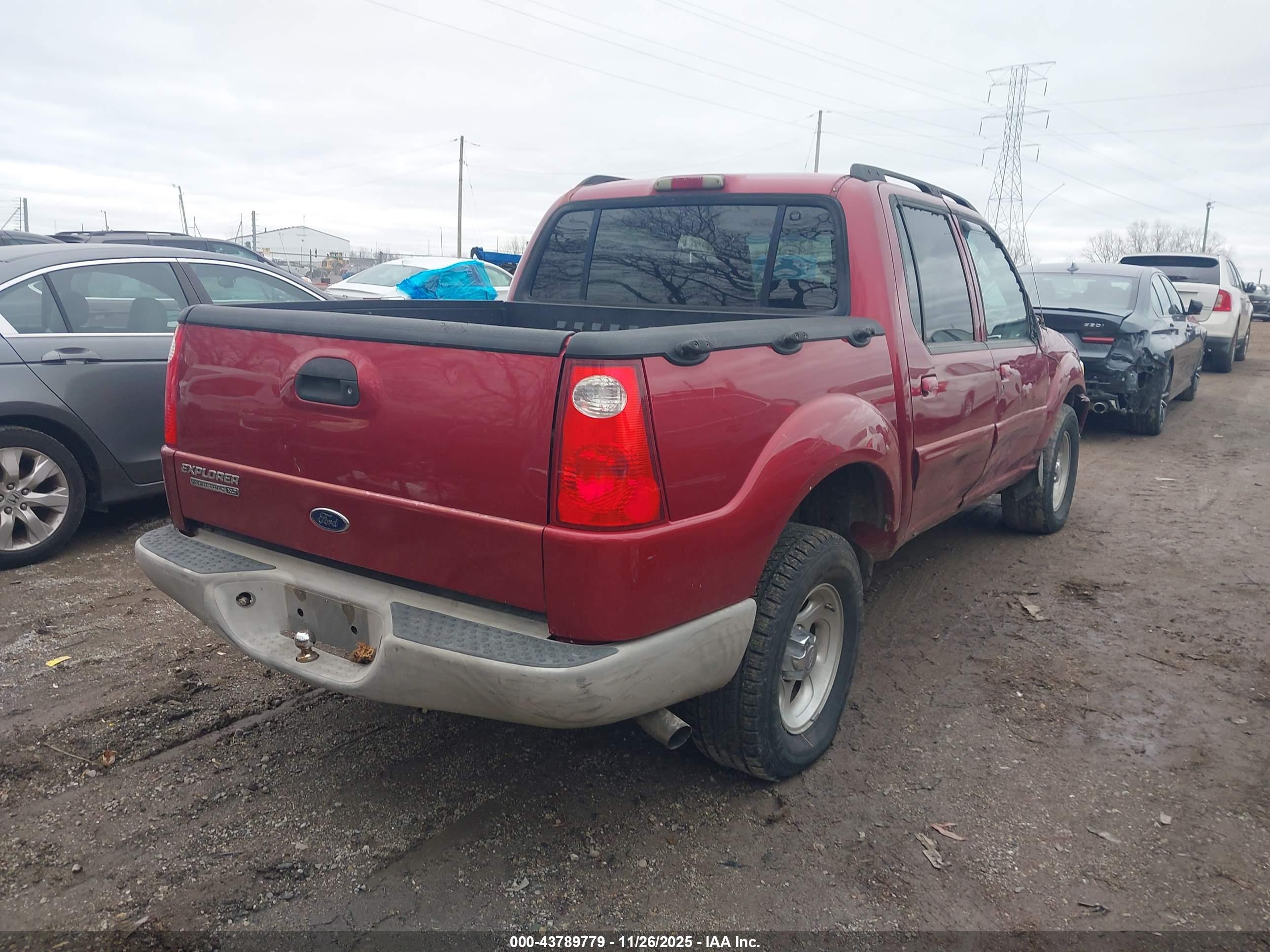 FORD EXPLORER image 4