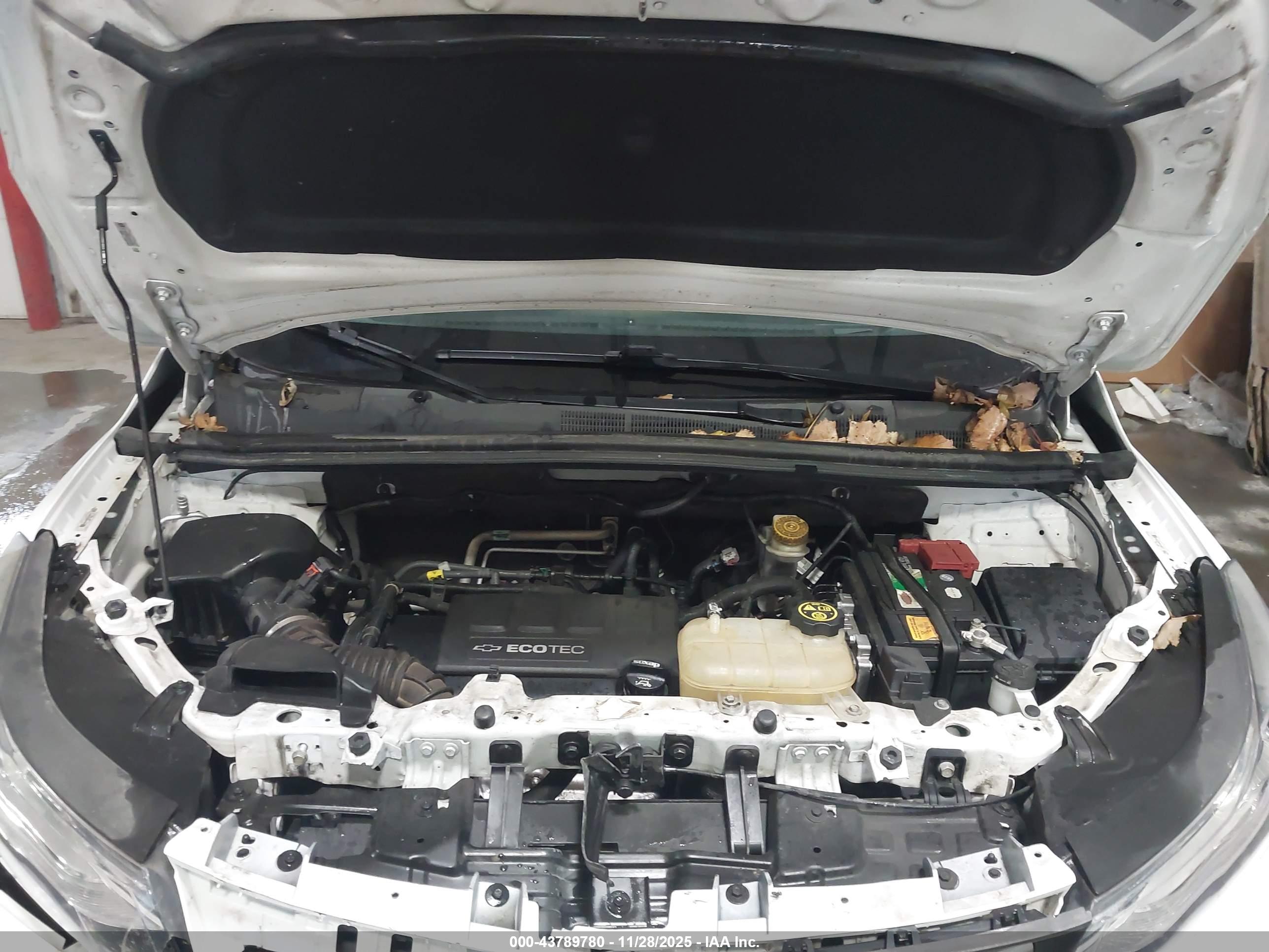 CHEVROLET TRAX image 10