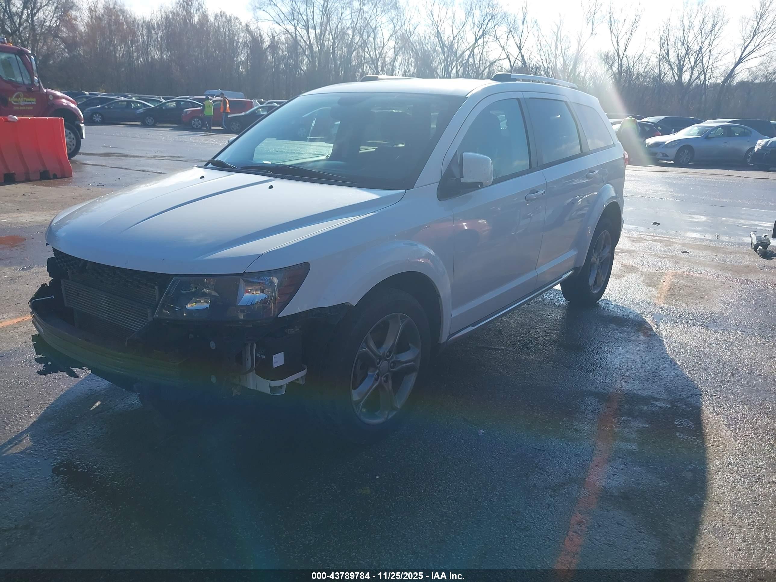 DODGE JOURNEY image 2
