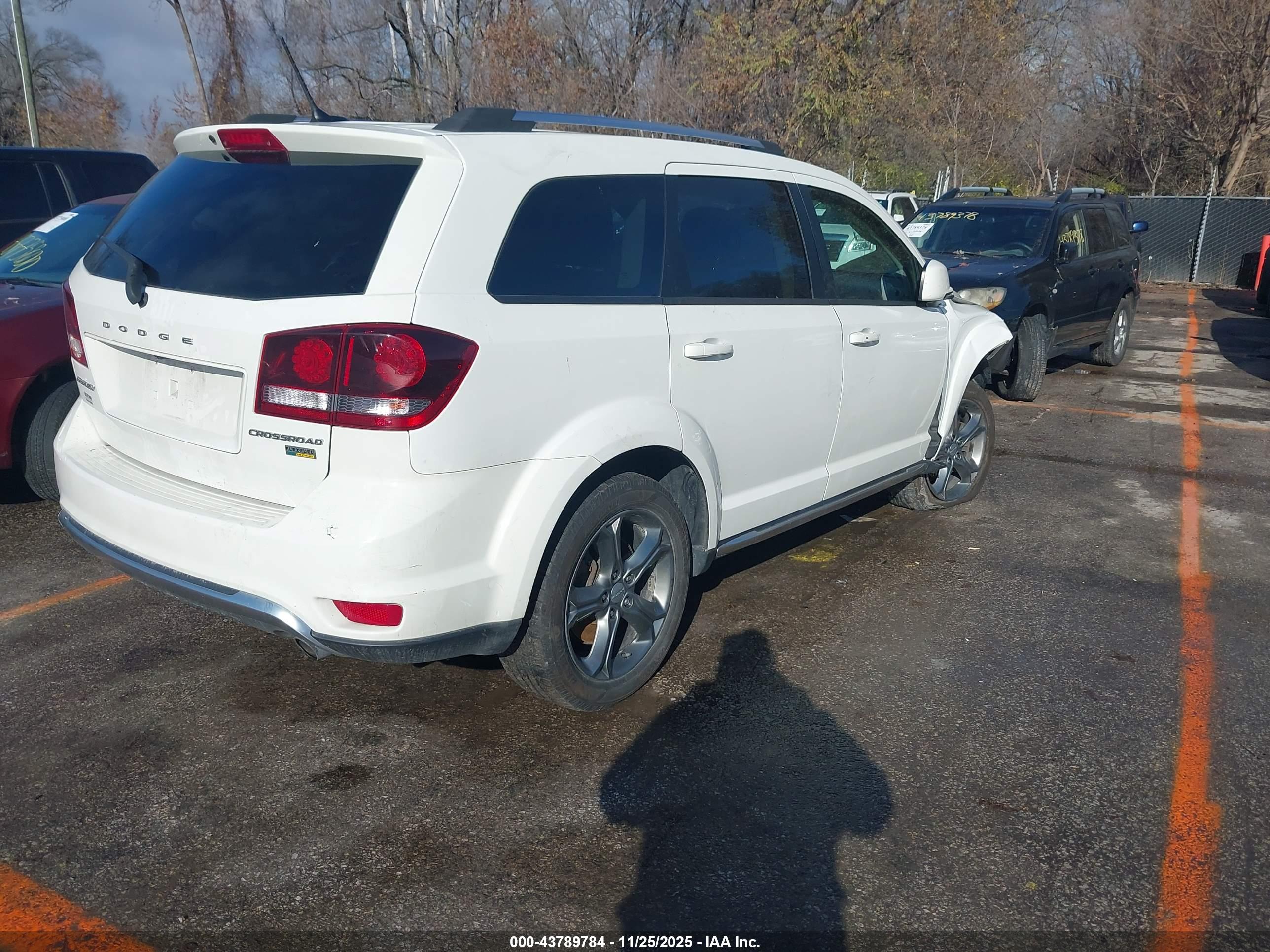 DODGE JOURNEY image 4