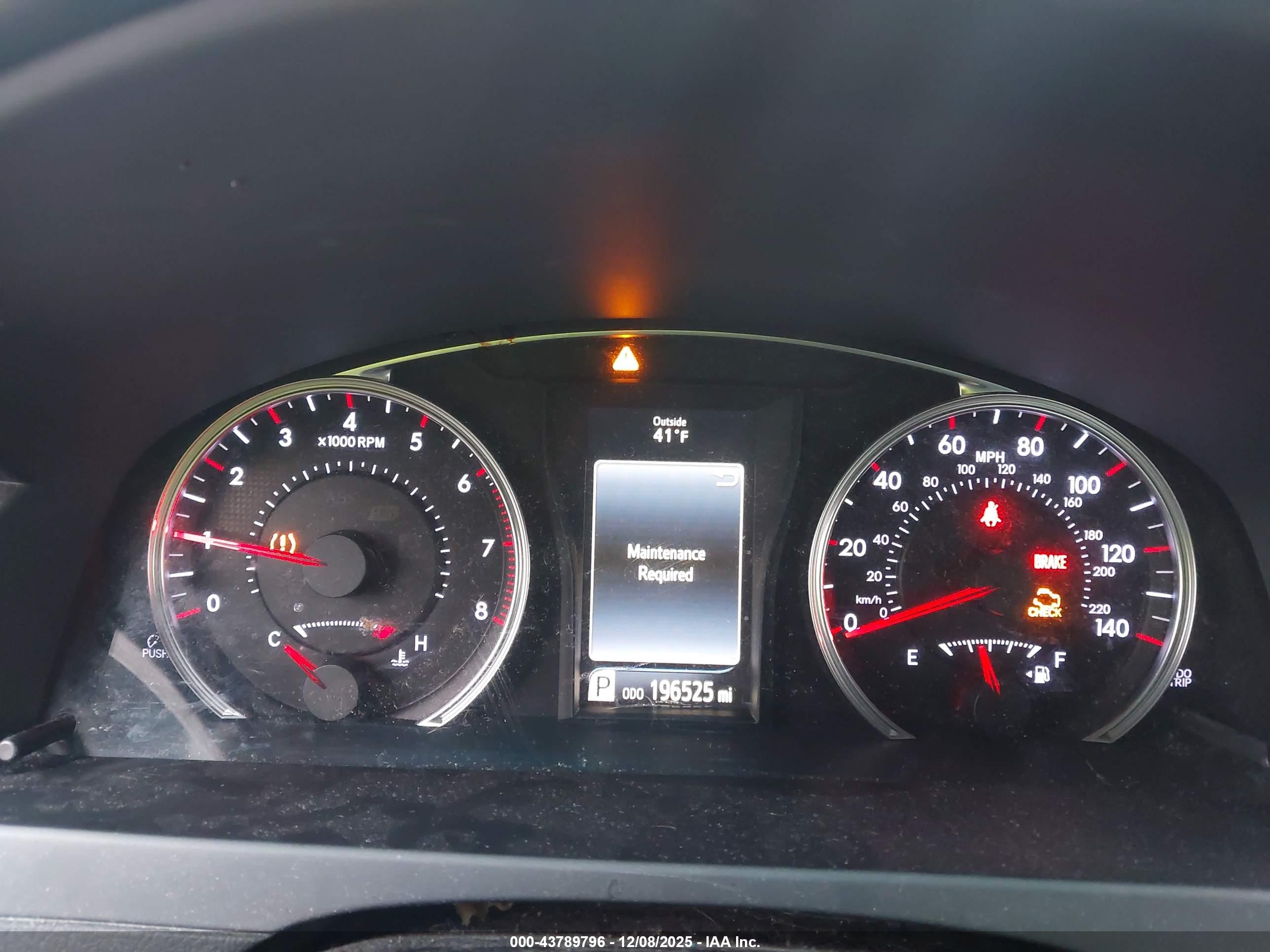 TOYOTA CAMRY image 7
