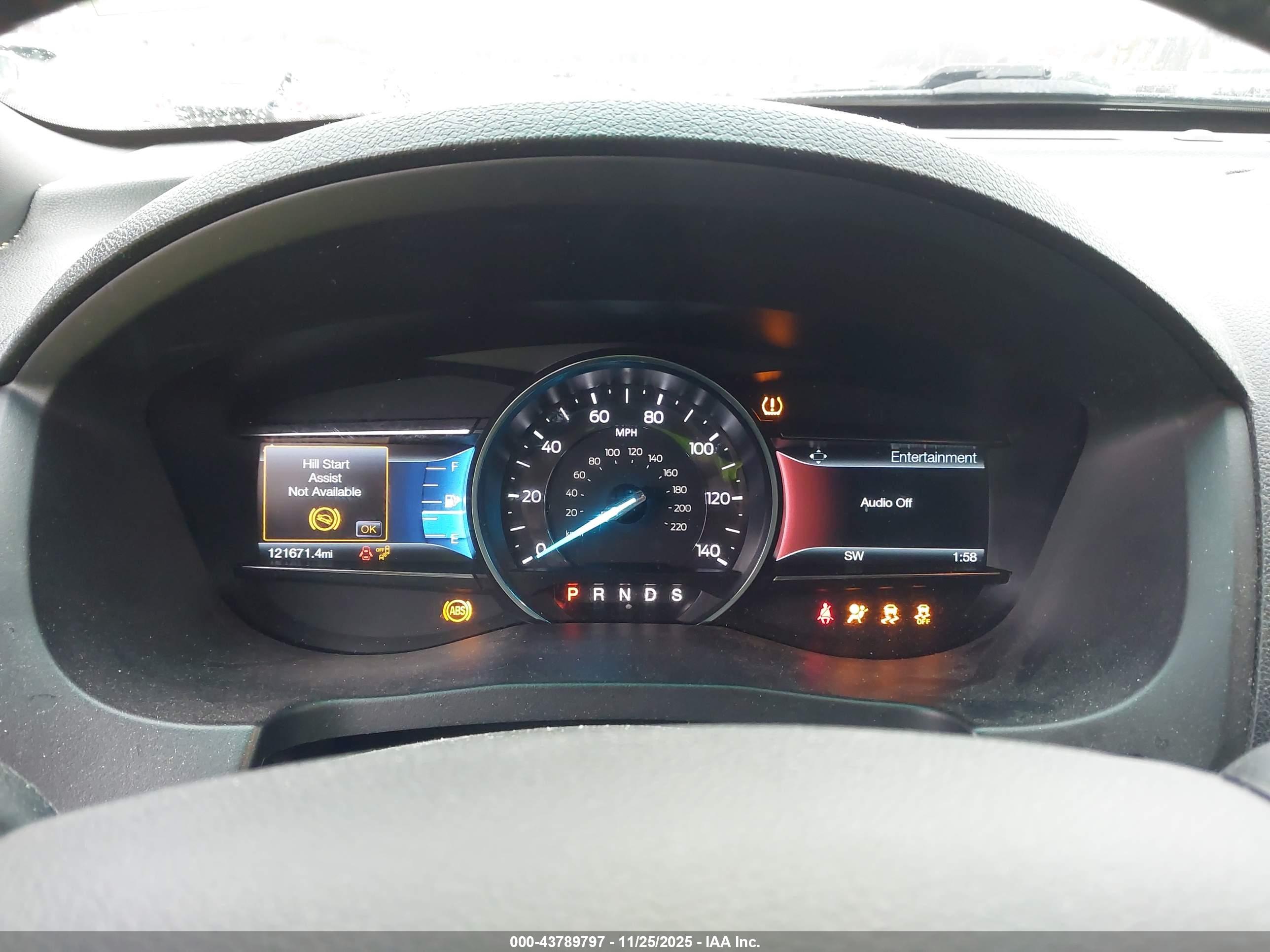 FORD EXPLORER image 7