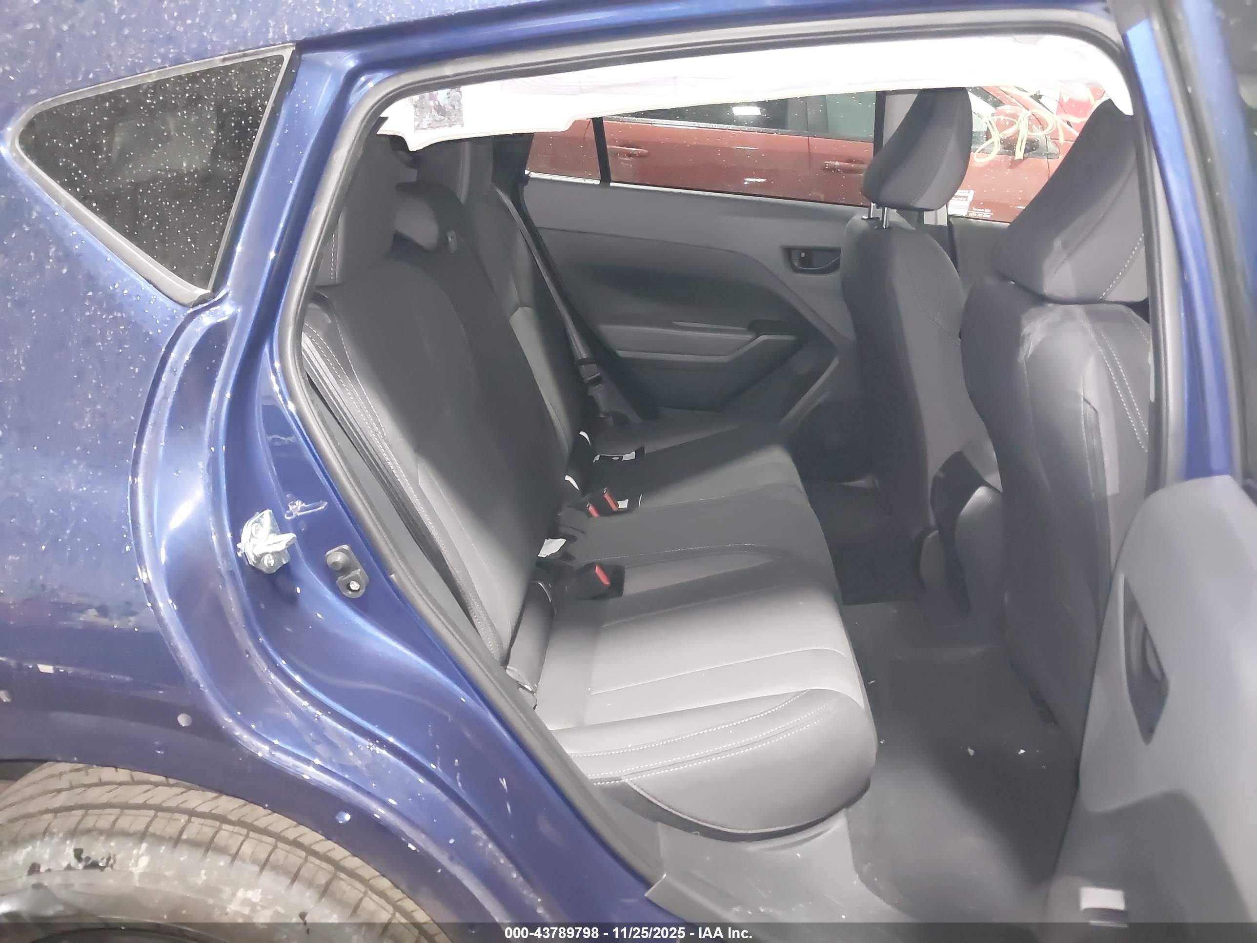 SUBARU CROSSTREK image 8