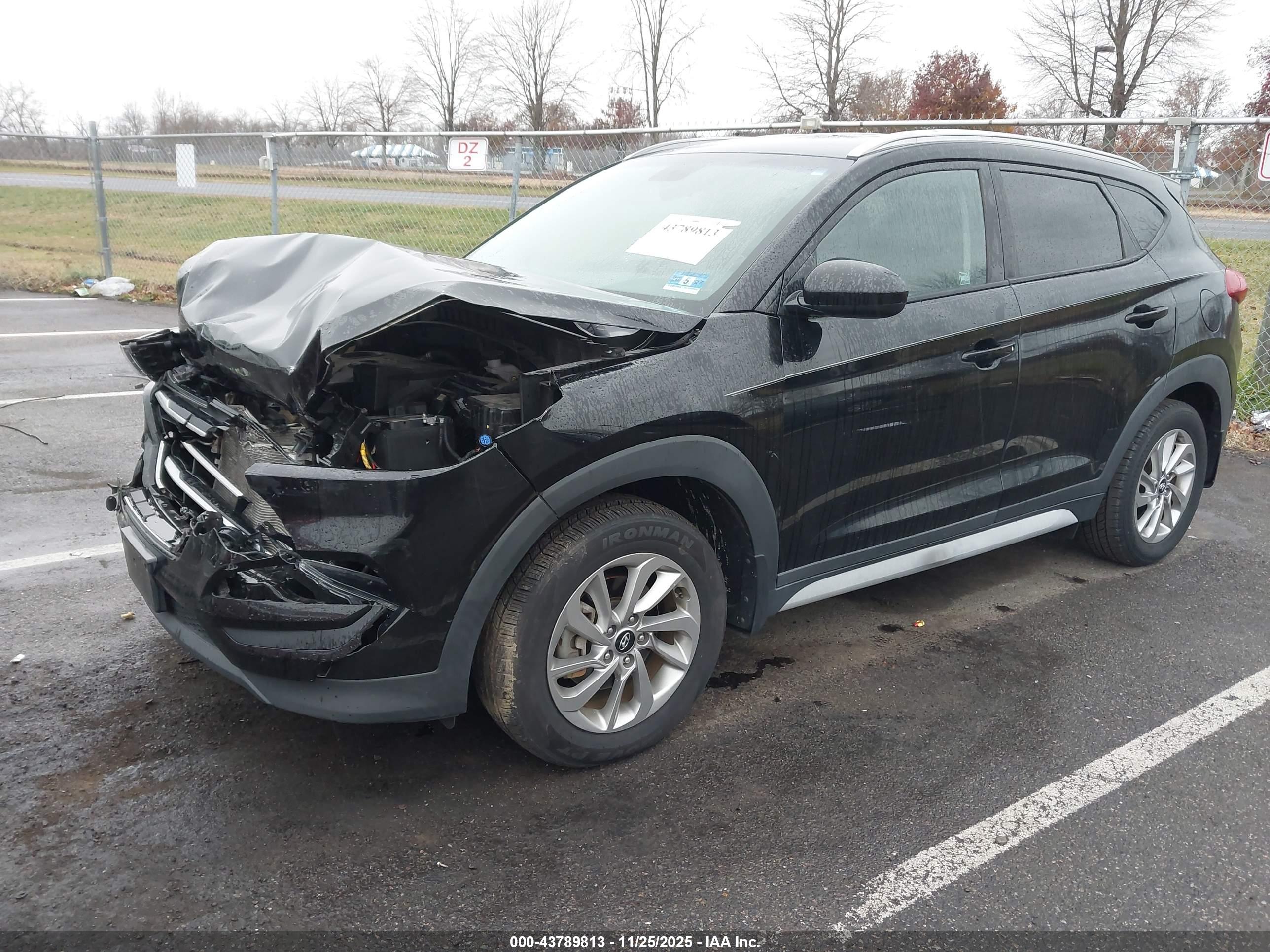 HYUNDAI TUCSON image 2