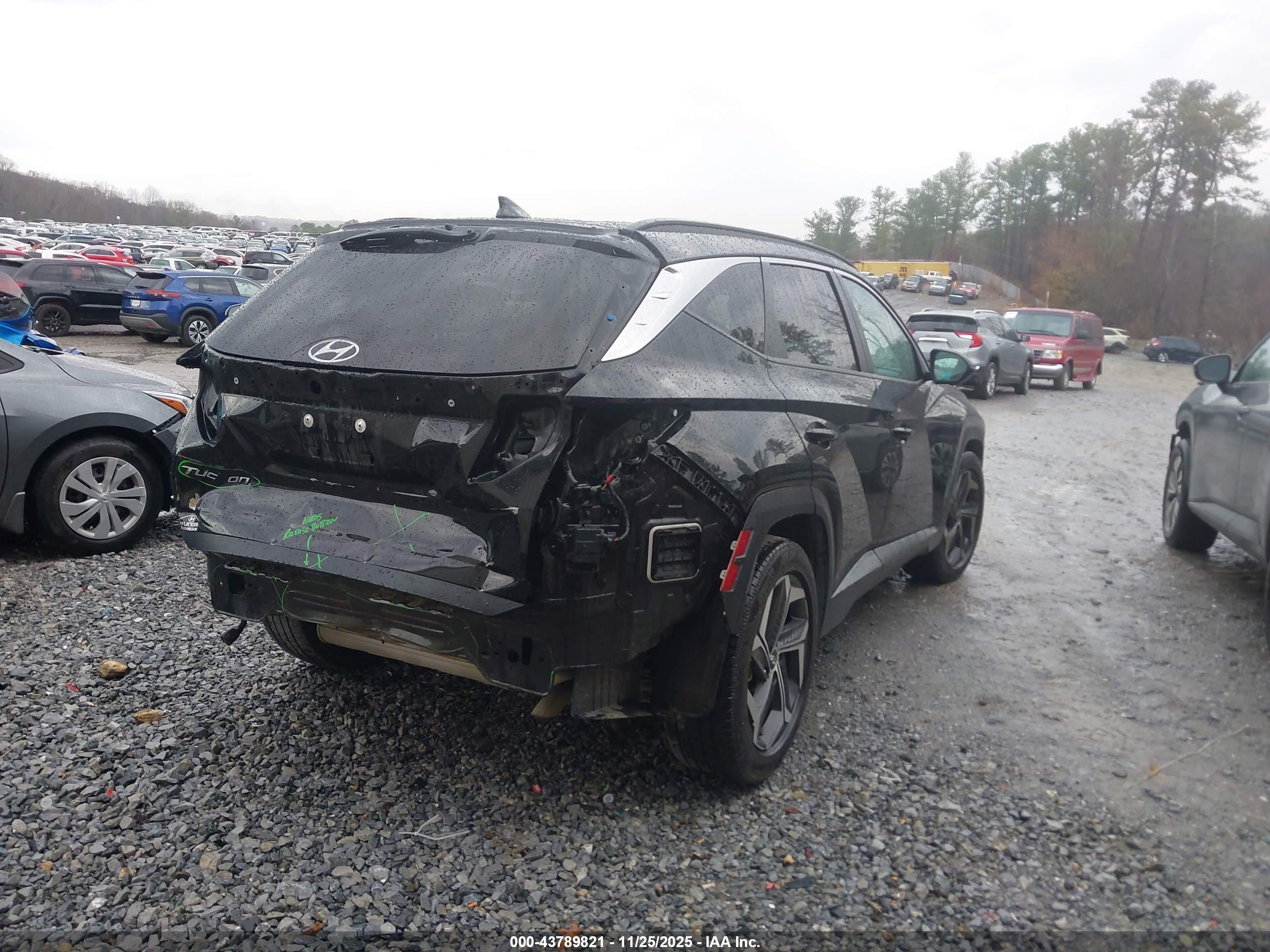HYUNDAI TUCSON image 4