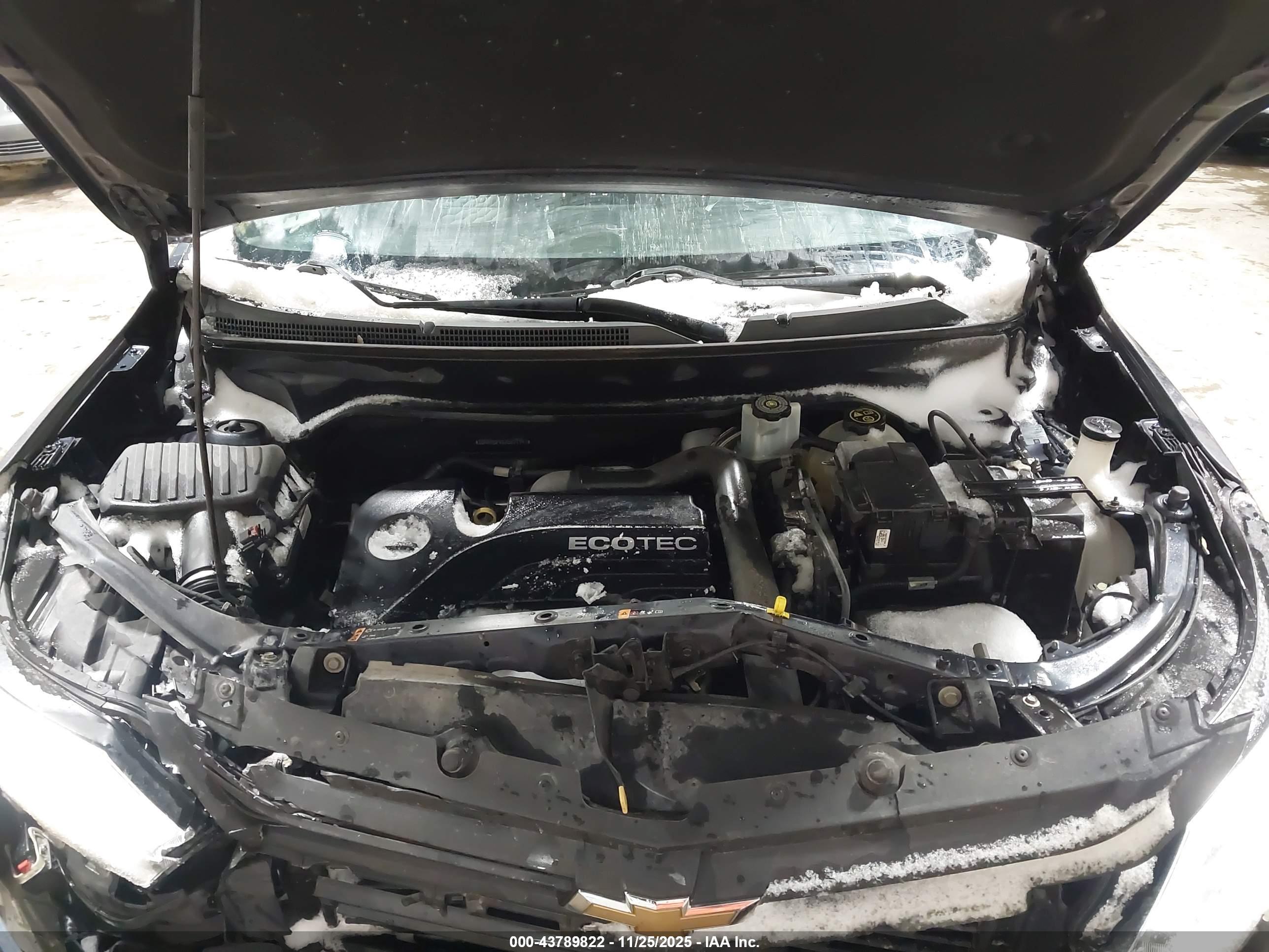 CHEVROLET EQUINOX image 10