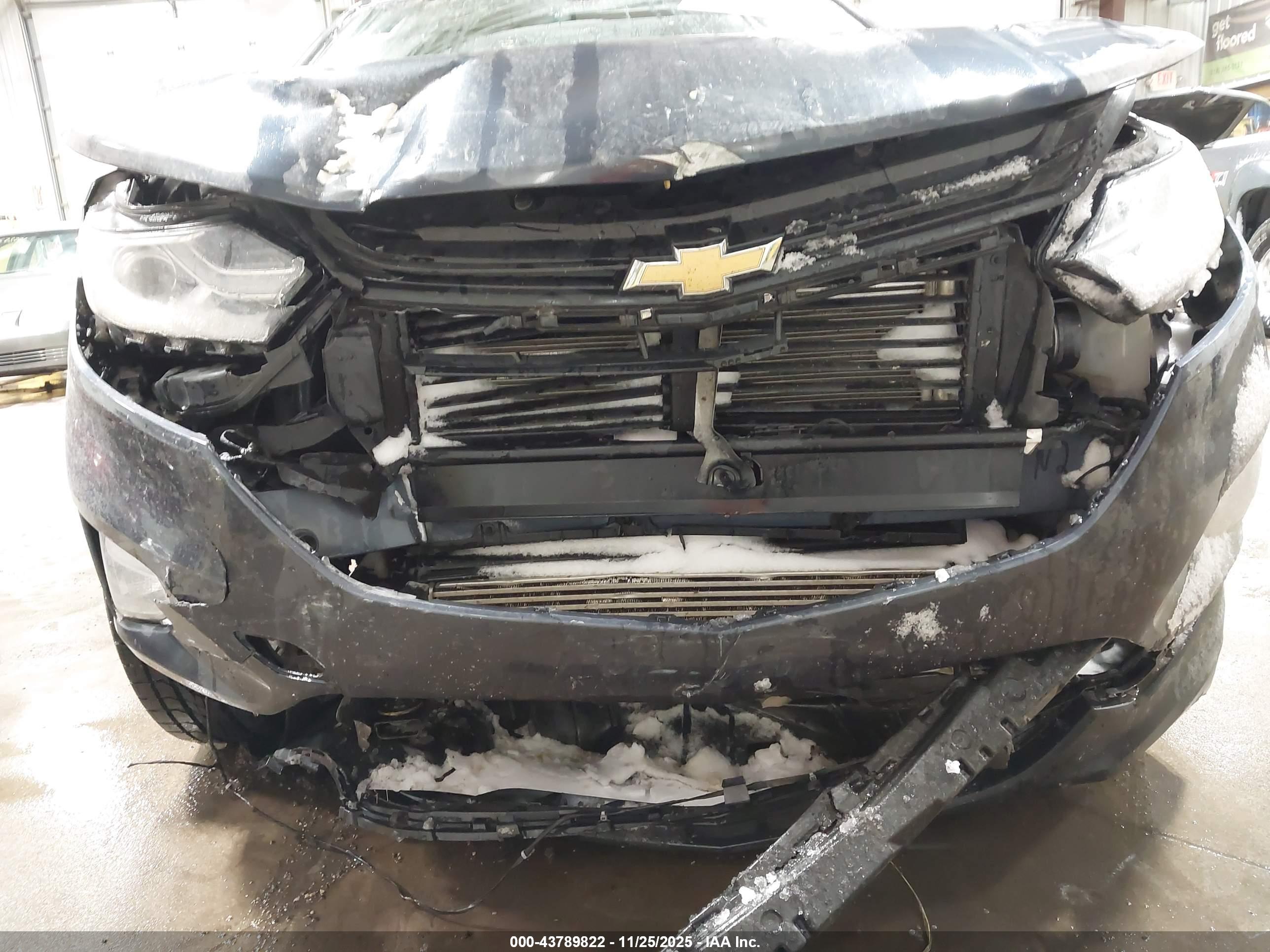 CHEVROLET EQUINOX image 6