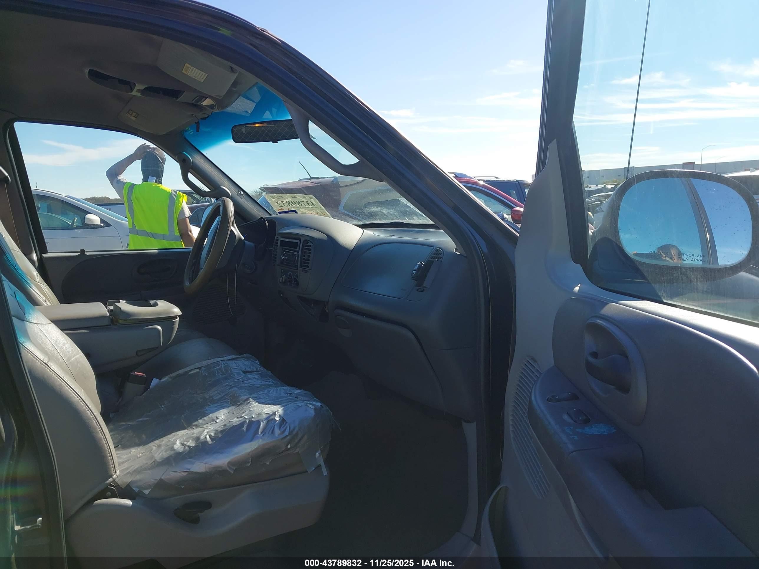 FORD F-150 image 5