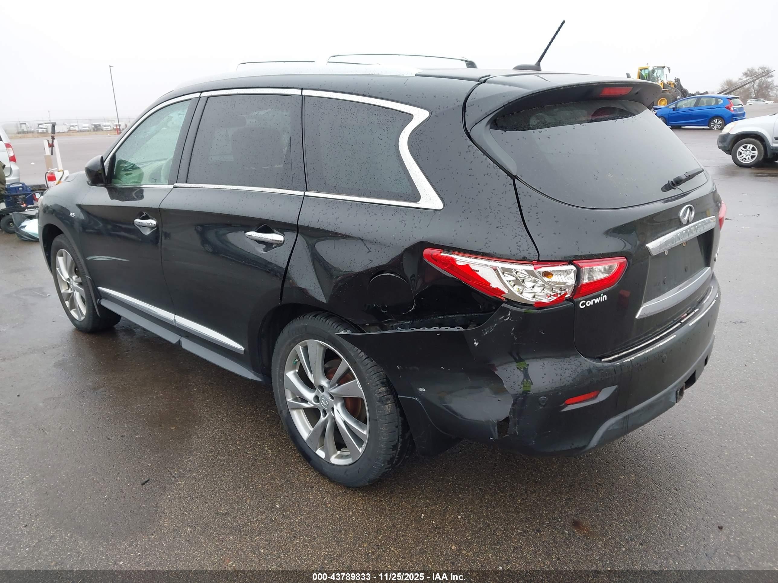 INFINITI QX60 image 3