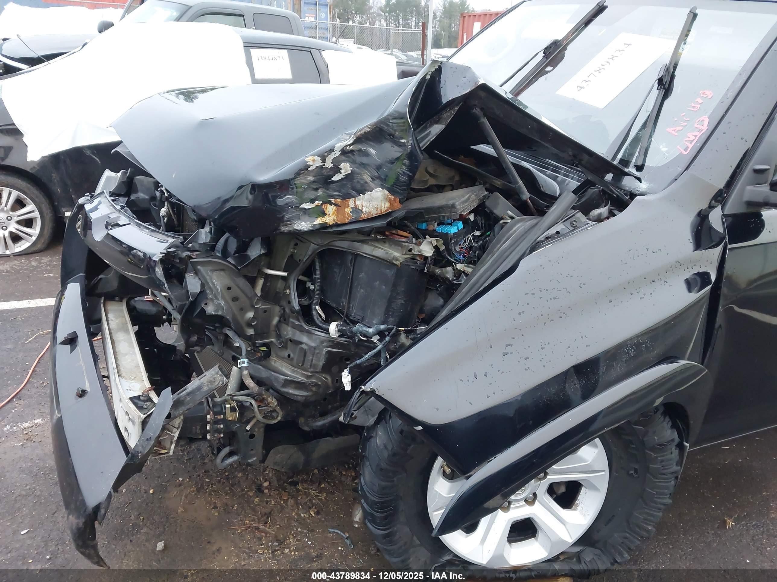 TOYOTA 4RUNNER image 6