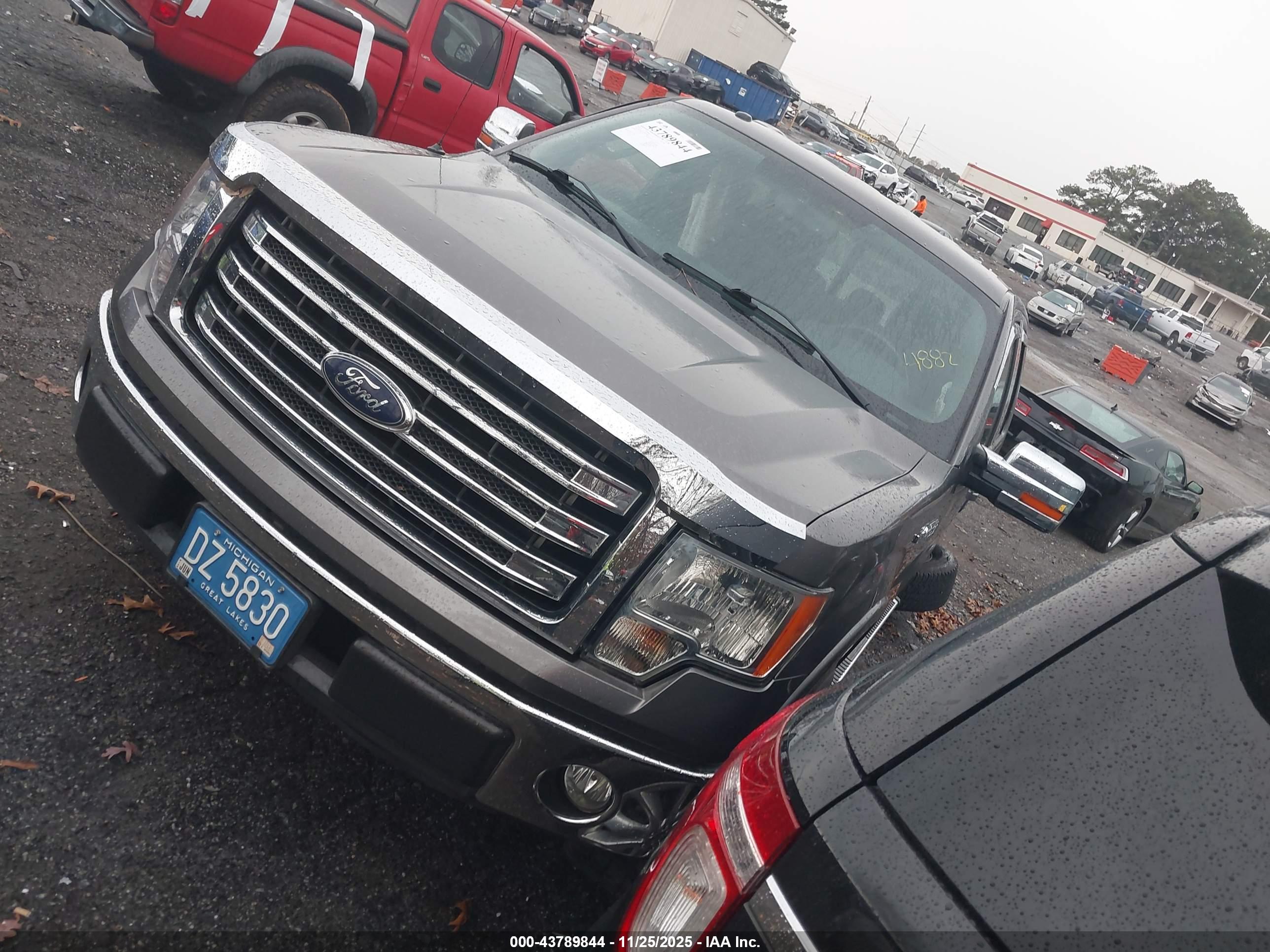 FORD F-150 image 2