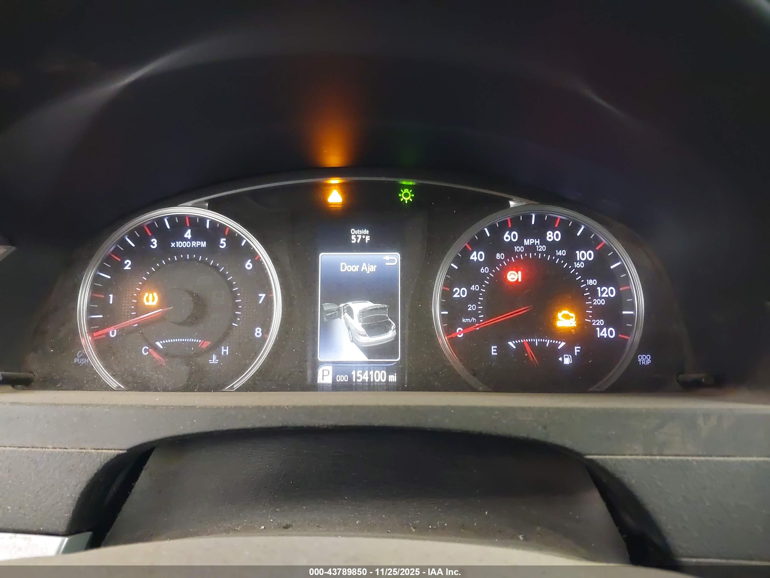 TOYOTA CAMRY image 7