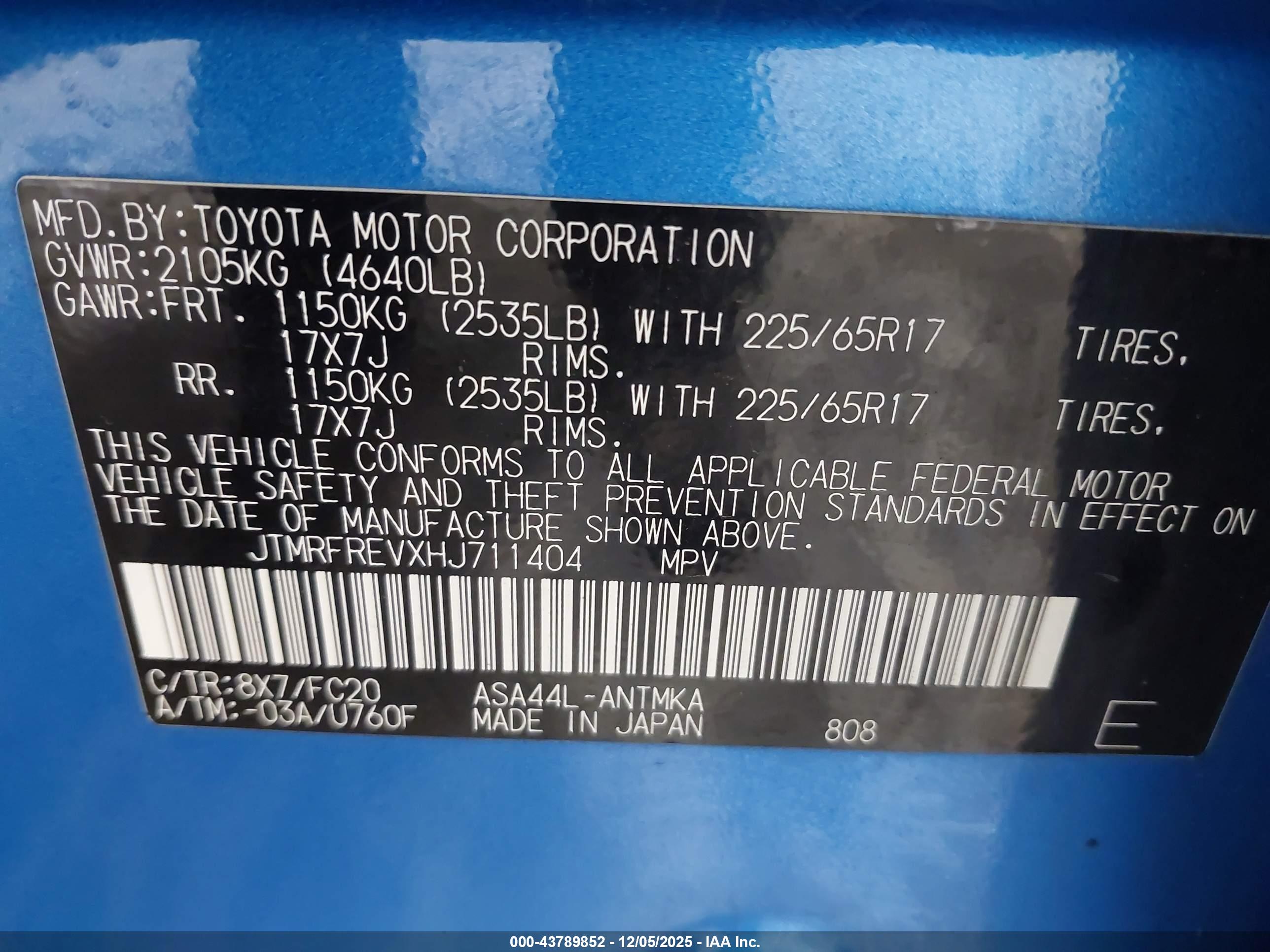 TOYOTA RAV4 image 9