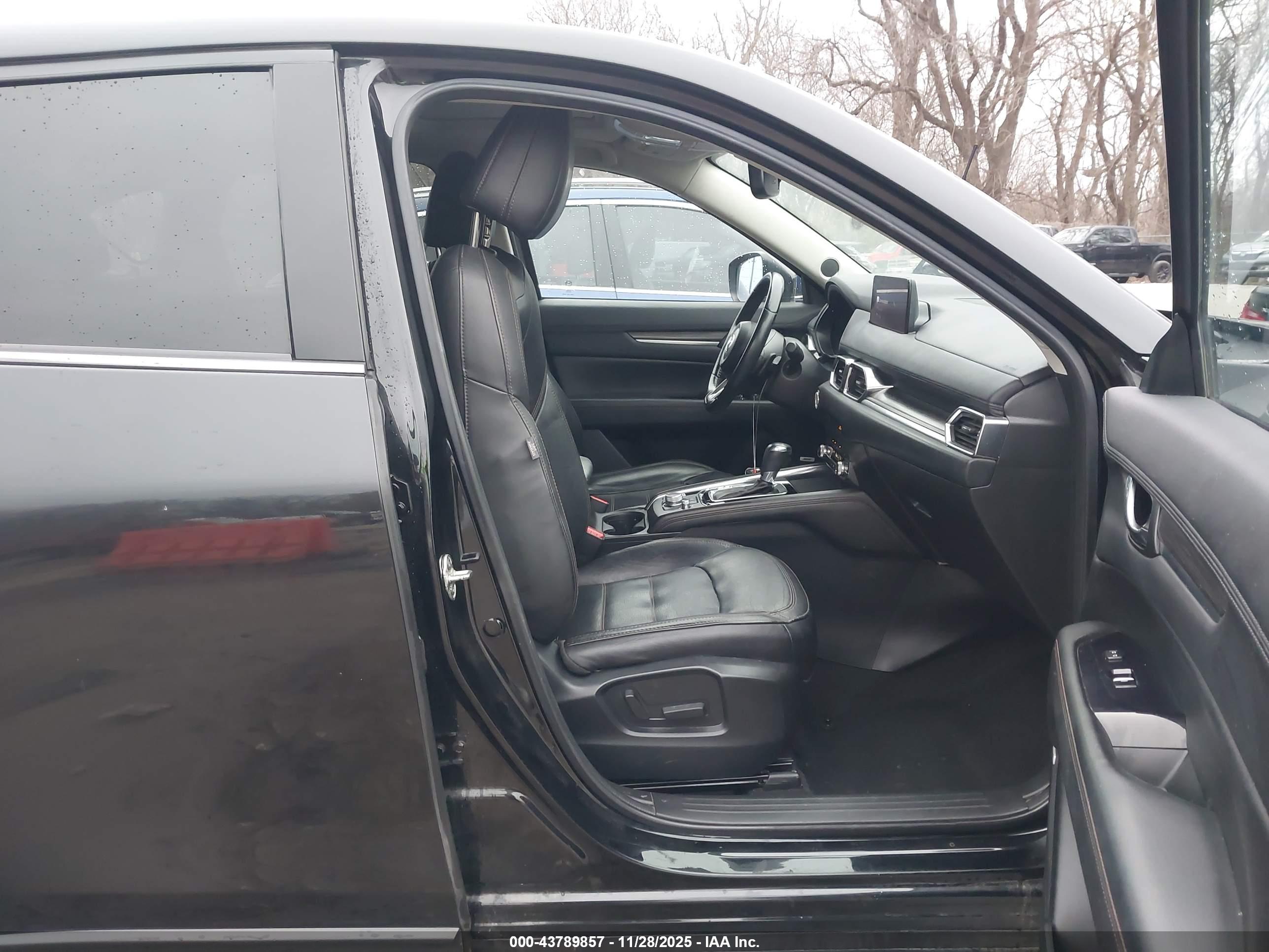 MAZDA CX-5 image 5