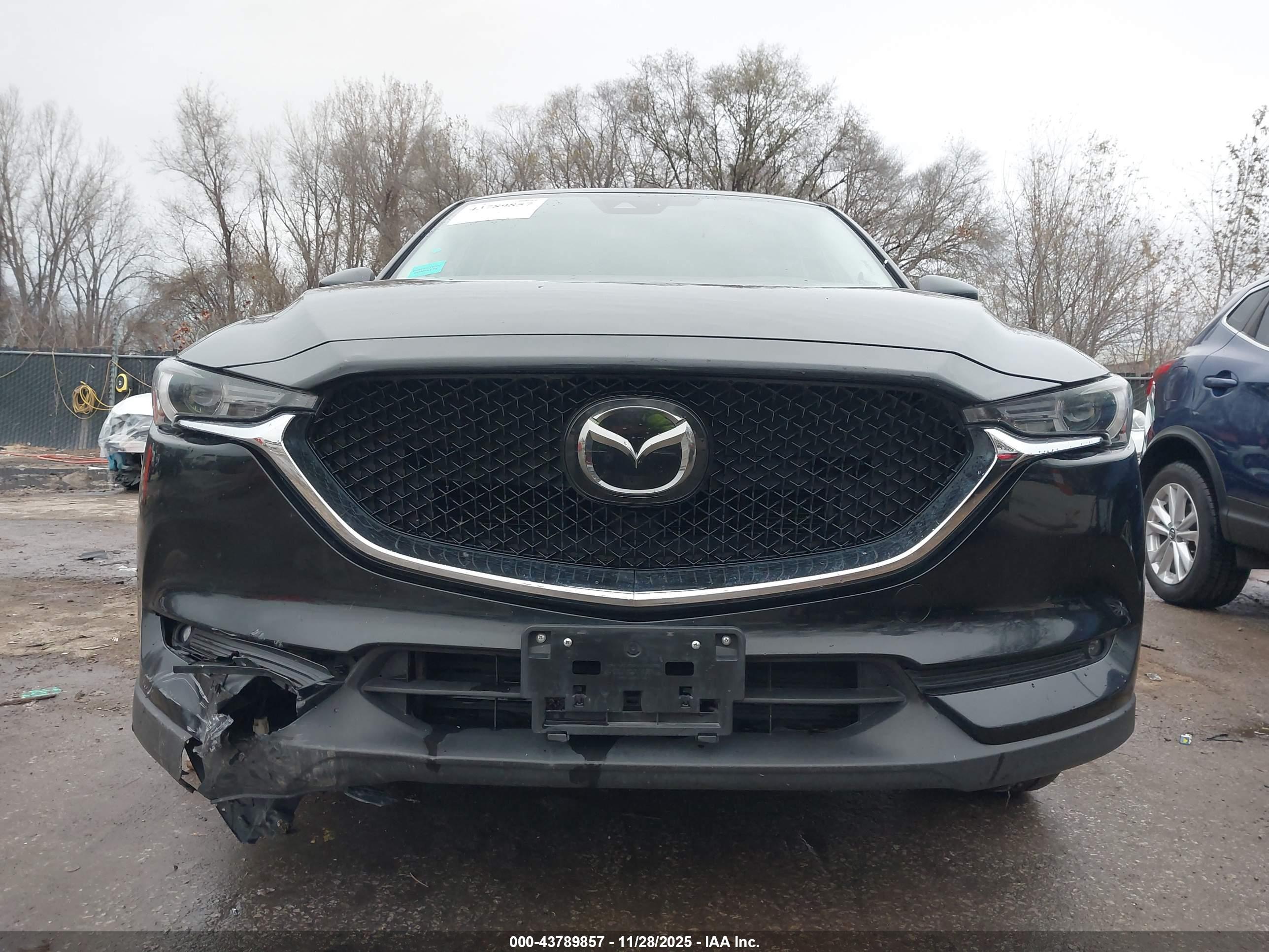 MAZDA CX-5 image 6