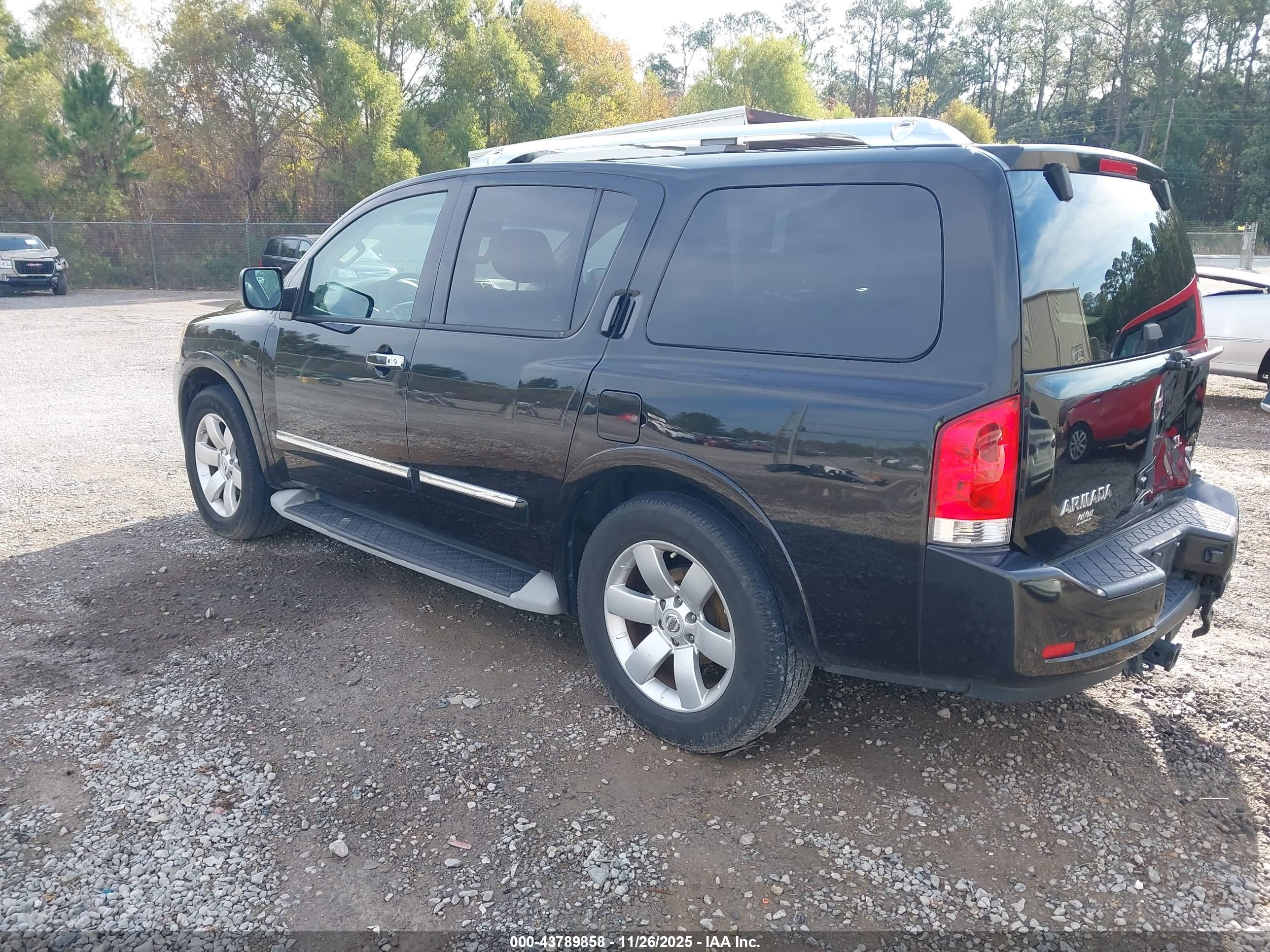 NISSAN ARMADA image 3