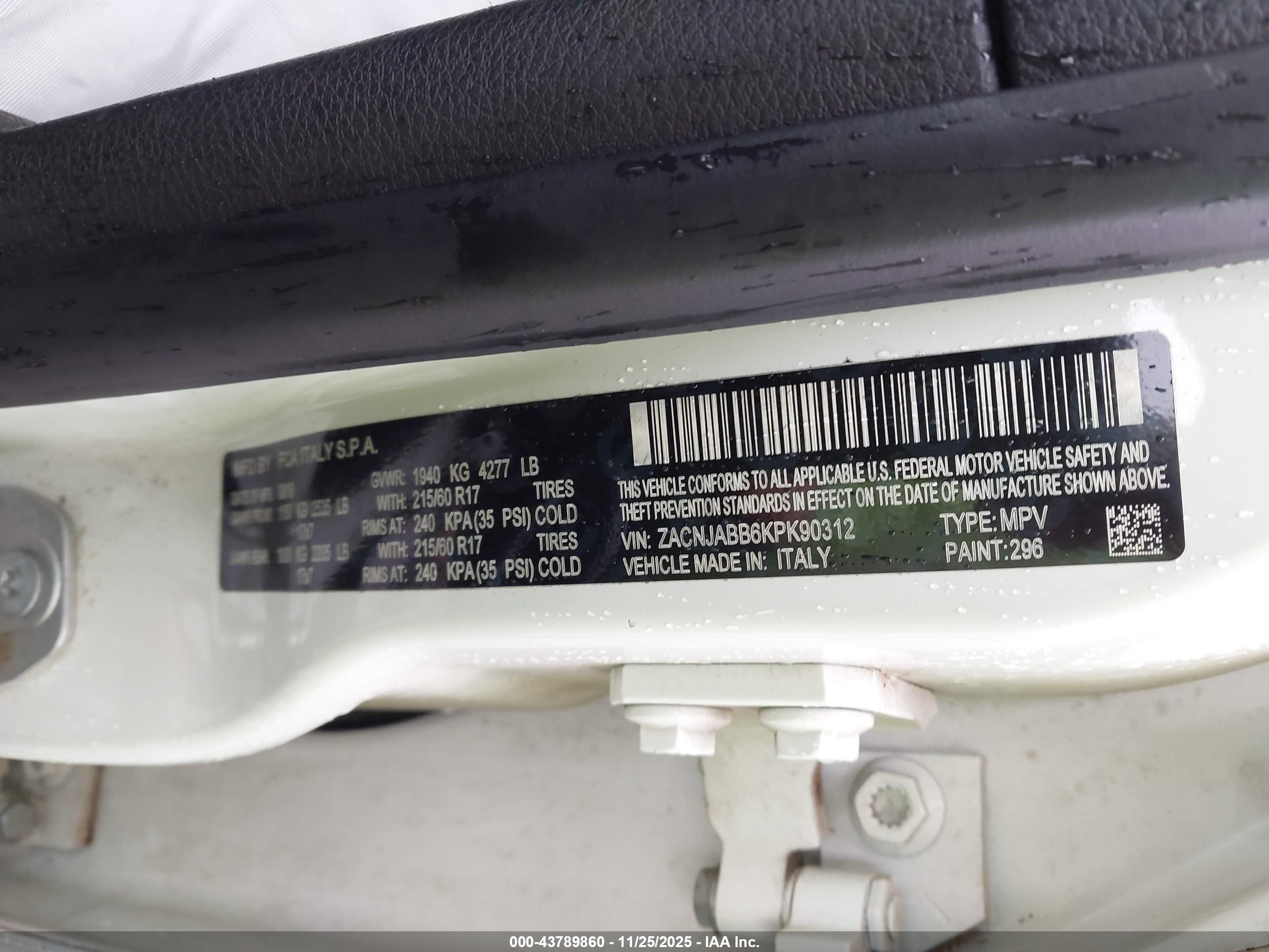 JEEP RENEGADE image 9