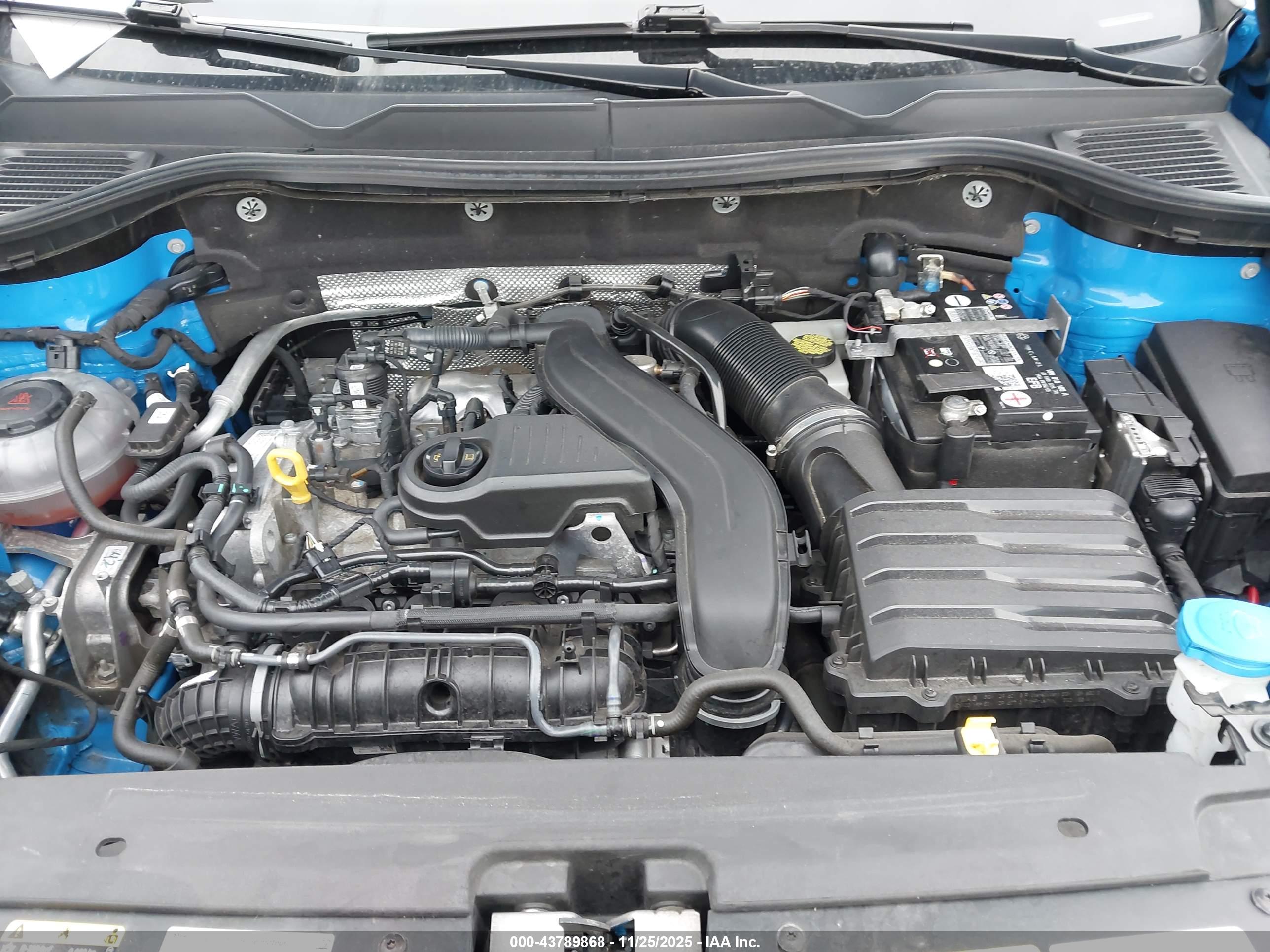 VOLKSWAGEN TAOS image 10