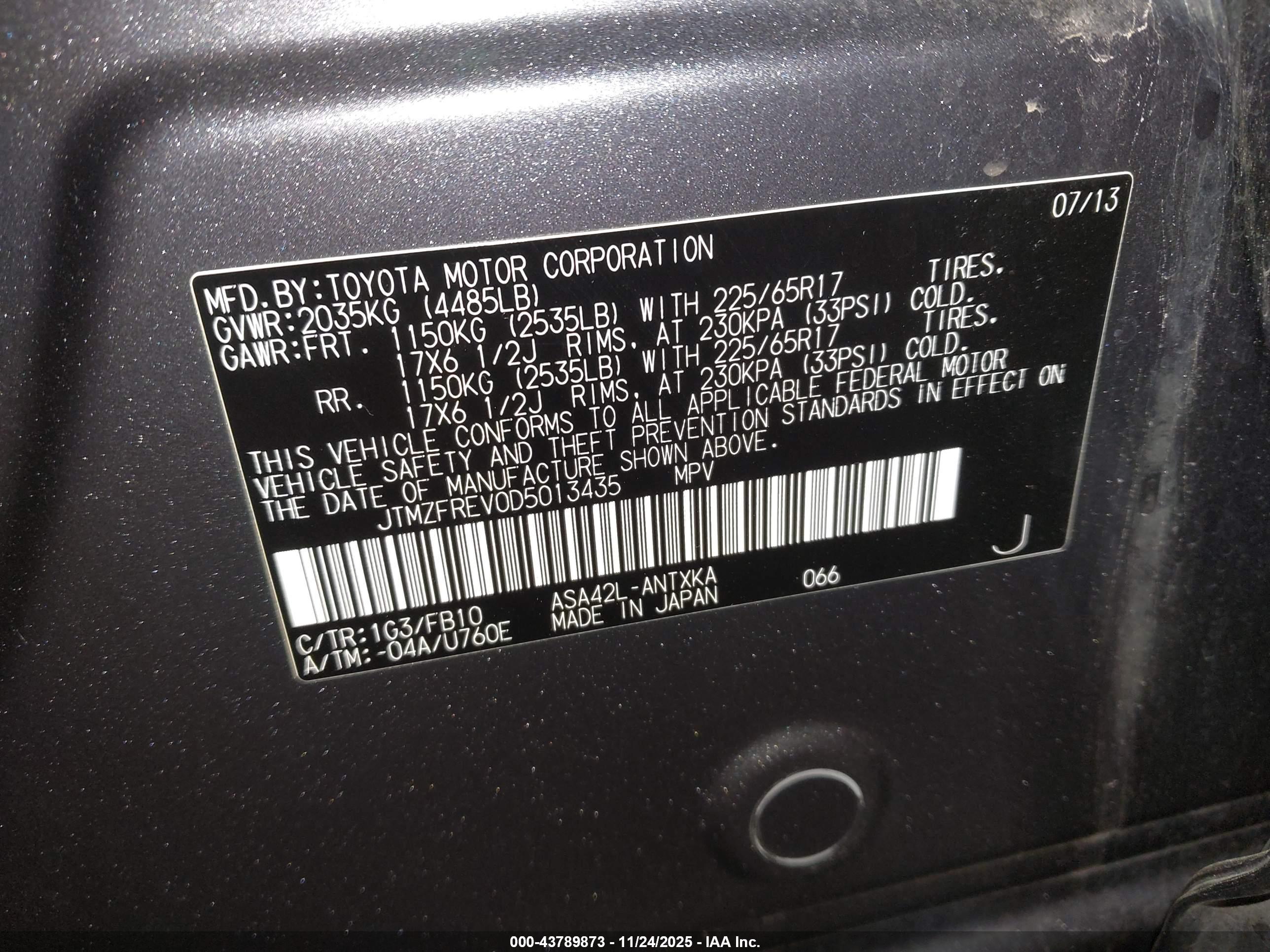 TOYOTA RAV4 image 9