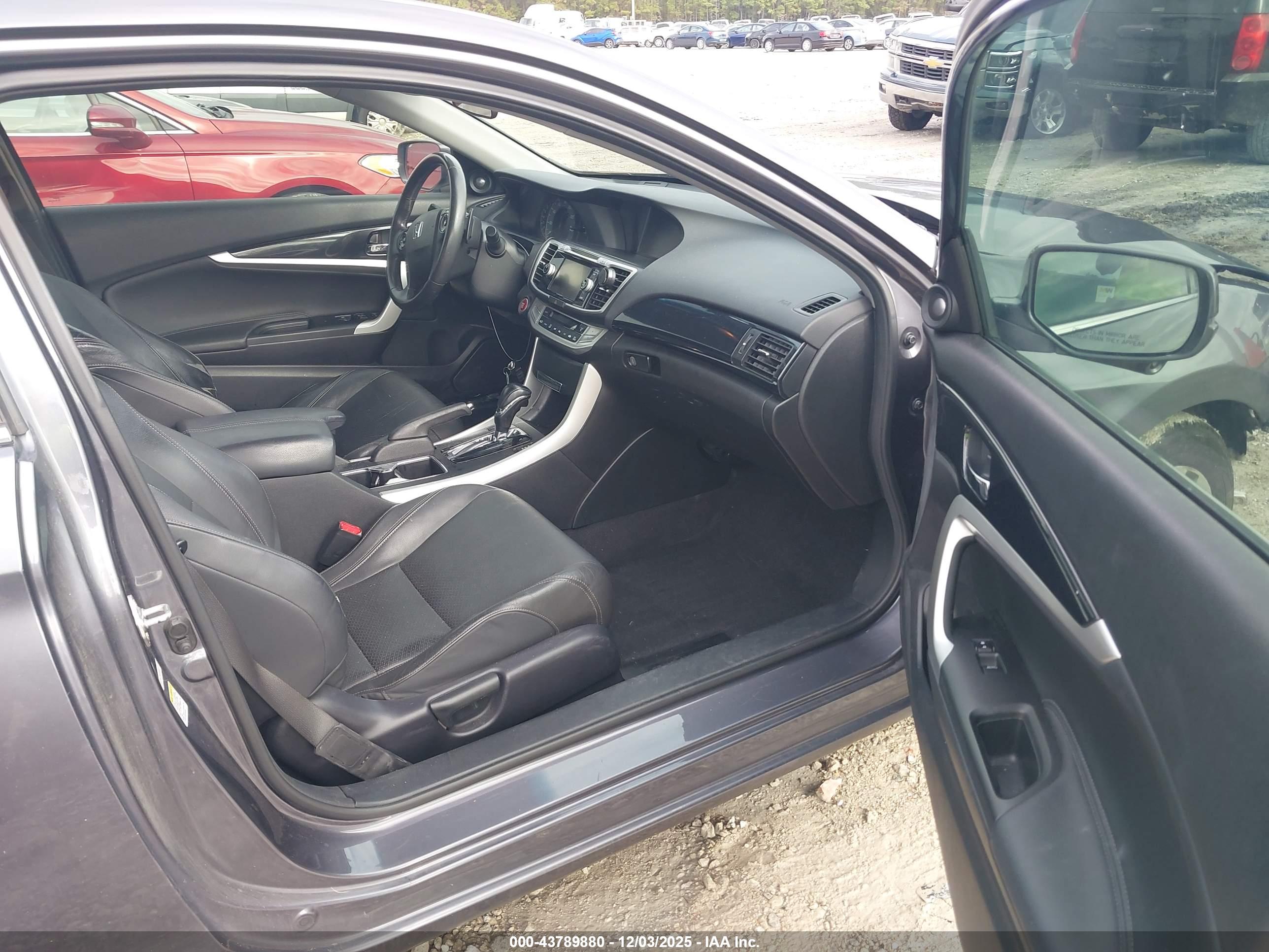 HONDA ACCORD image 5