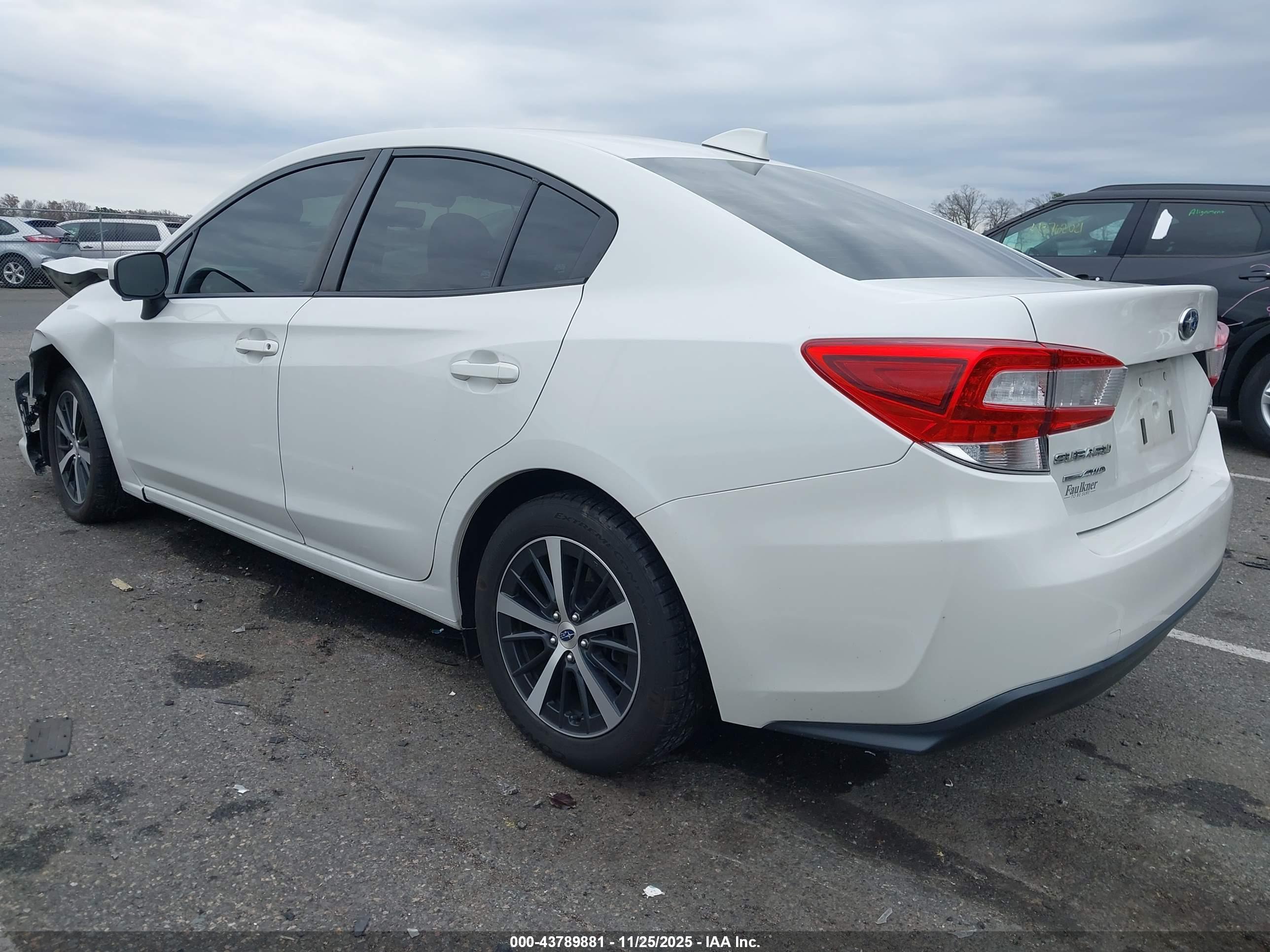 SUBARU IMPREZA image 3