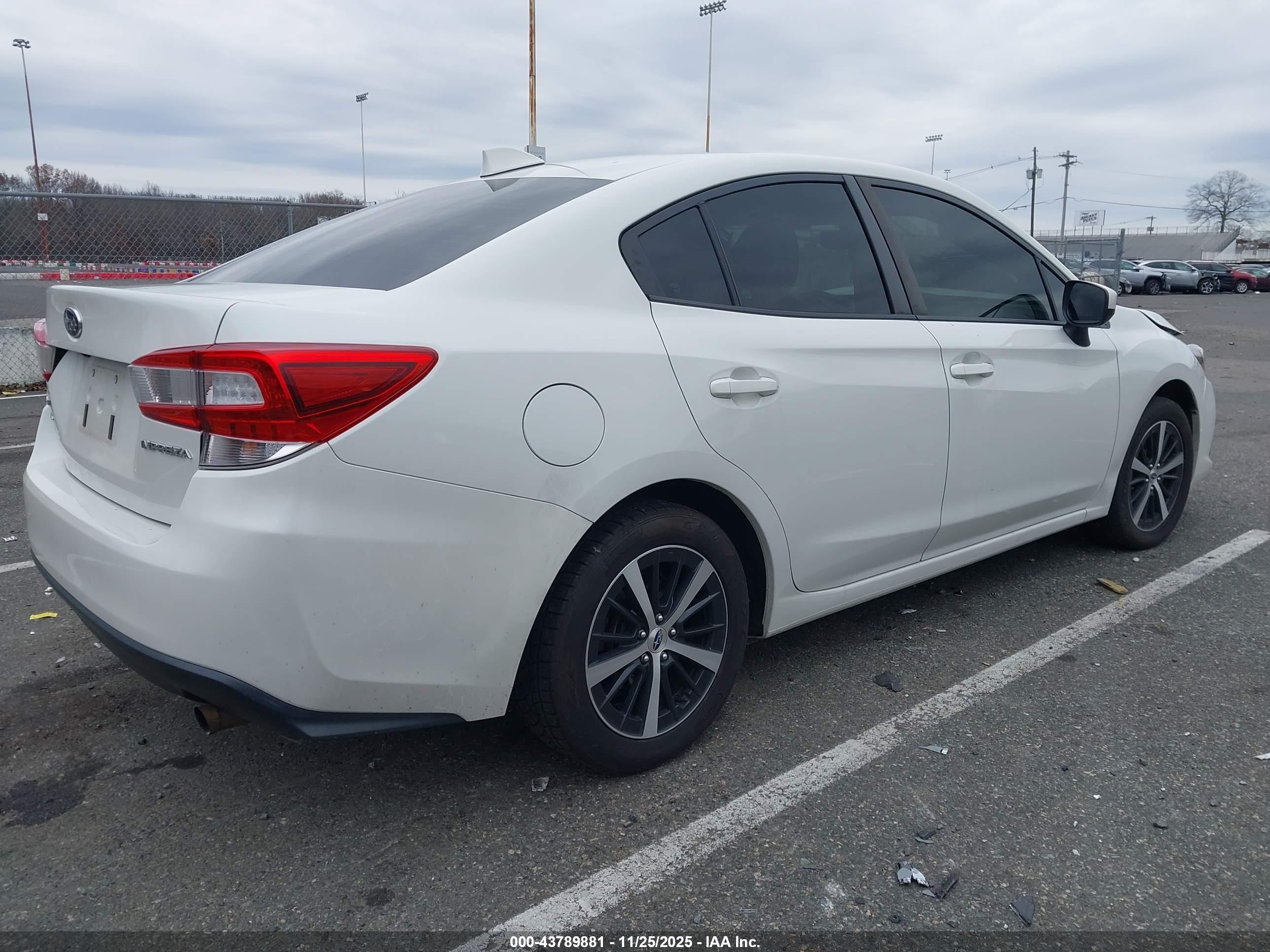 SUBARU IMPREZA image 4