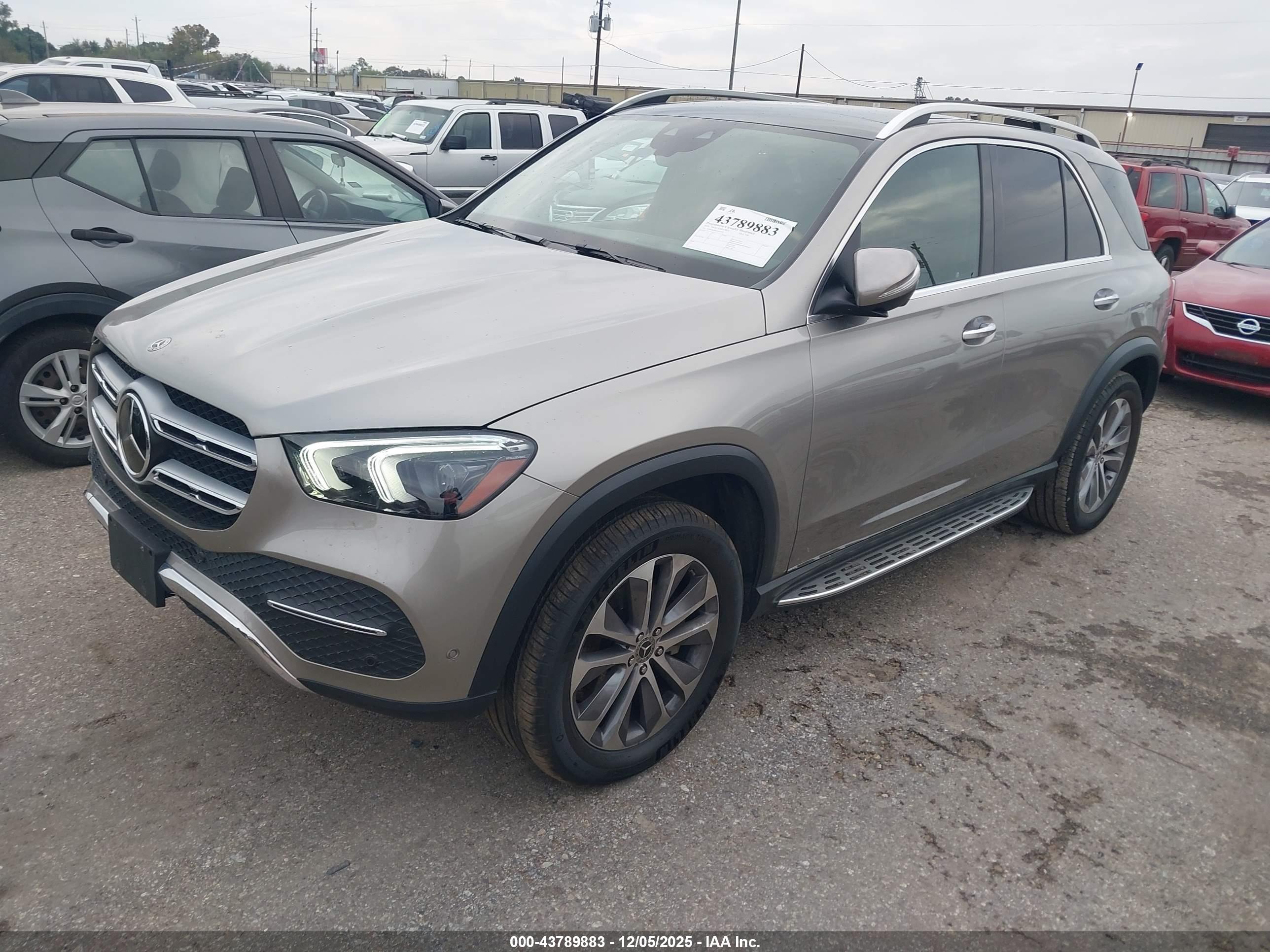MERCEDES-BENZ GLE image 2